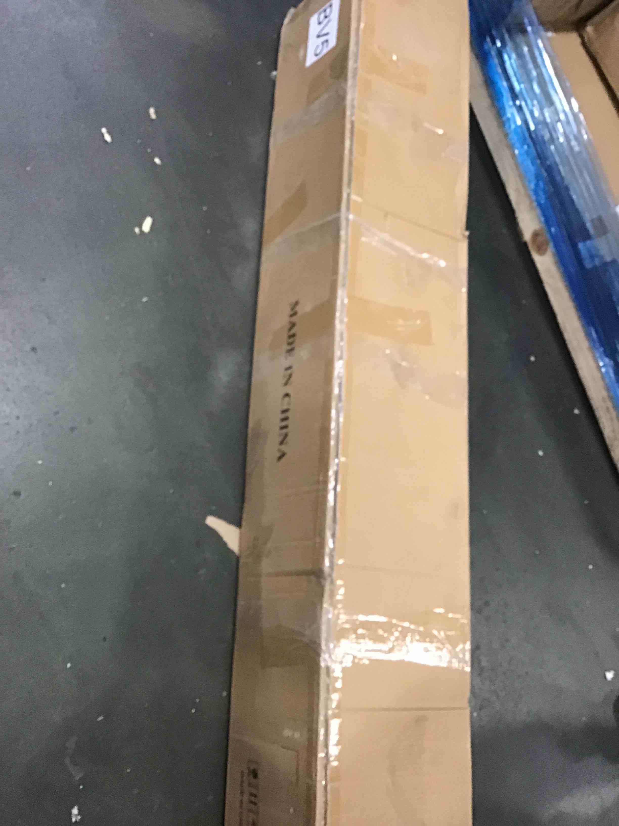 https://s3.amazonaws.com/lotting-images-prod/bidfta/PNK0323977_1728325608490.jpeg