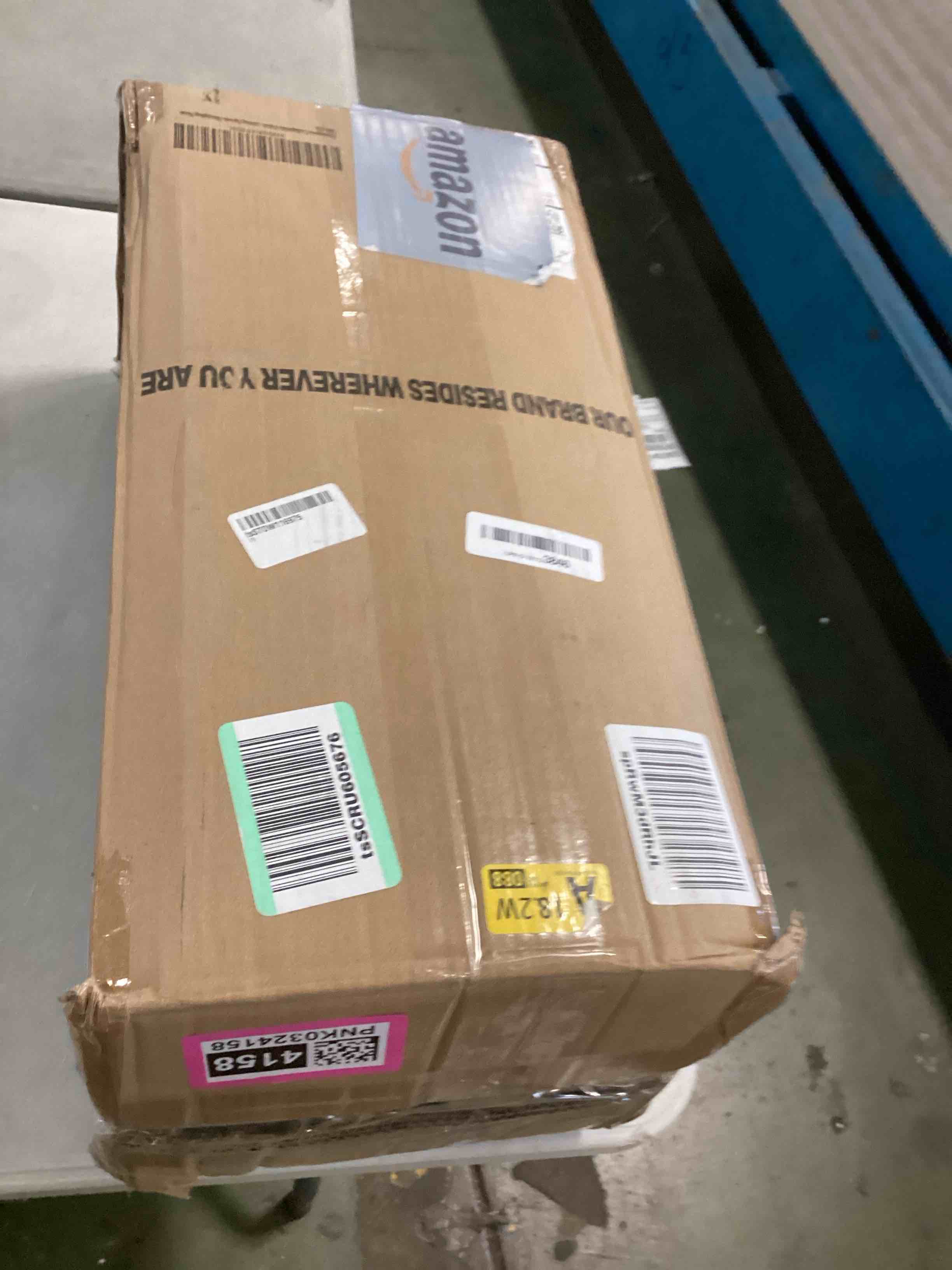 https://s3.amazonaws.com/lotting-images-prod/bidfta/PNK0324158_1728580631511.jpeg