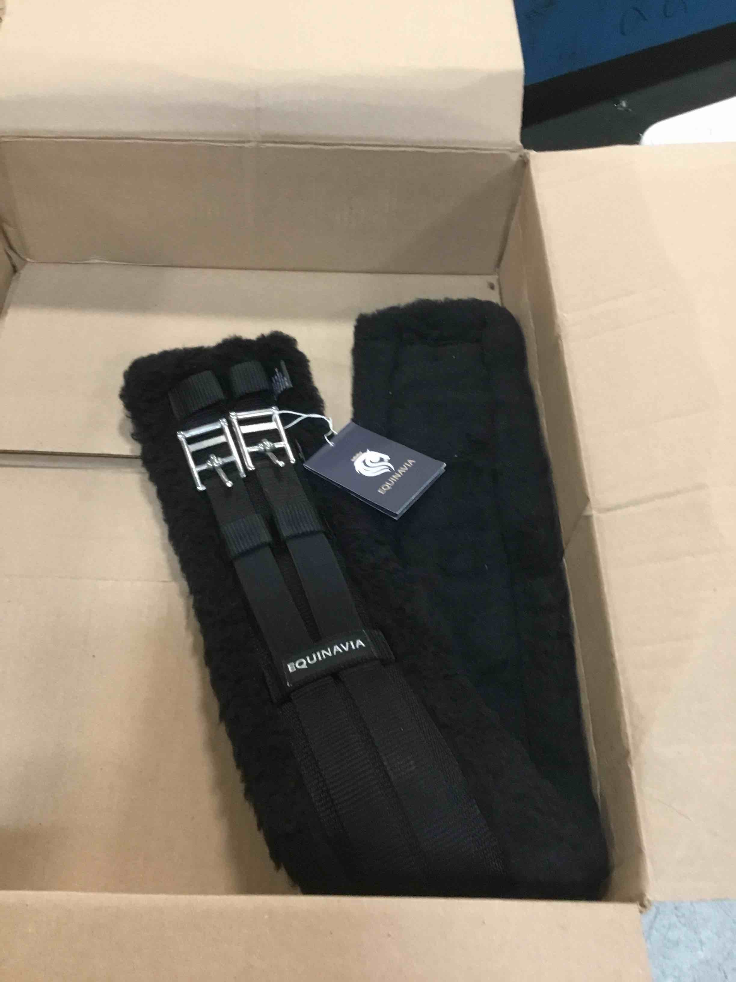 Equinavia Saga Fleece Dressage Girth Cinch for Horses Black 30"