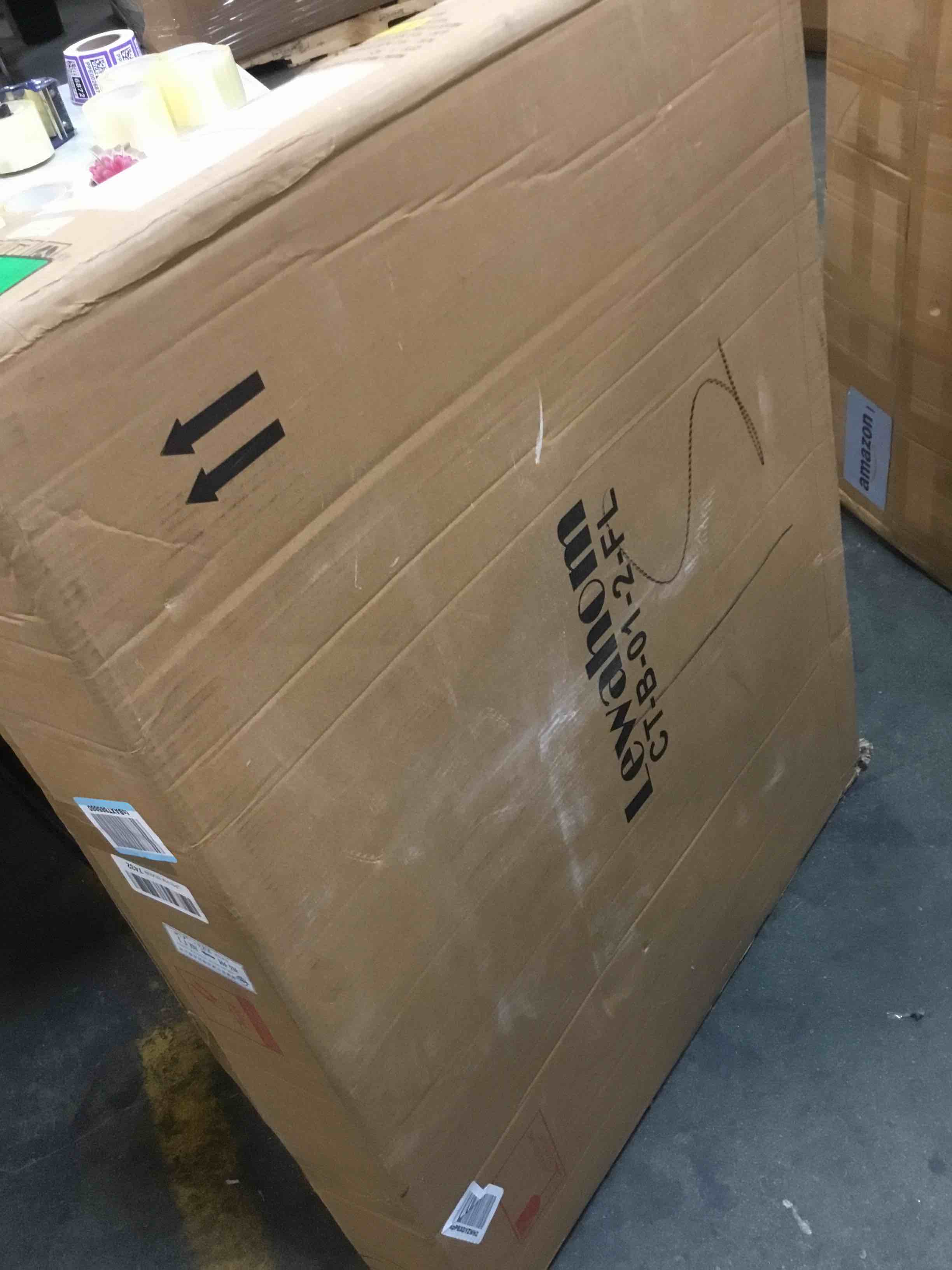 Console Table, Vintage Art Sofa Table with Metal Flower Decor, Slim