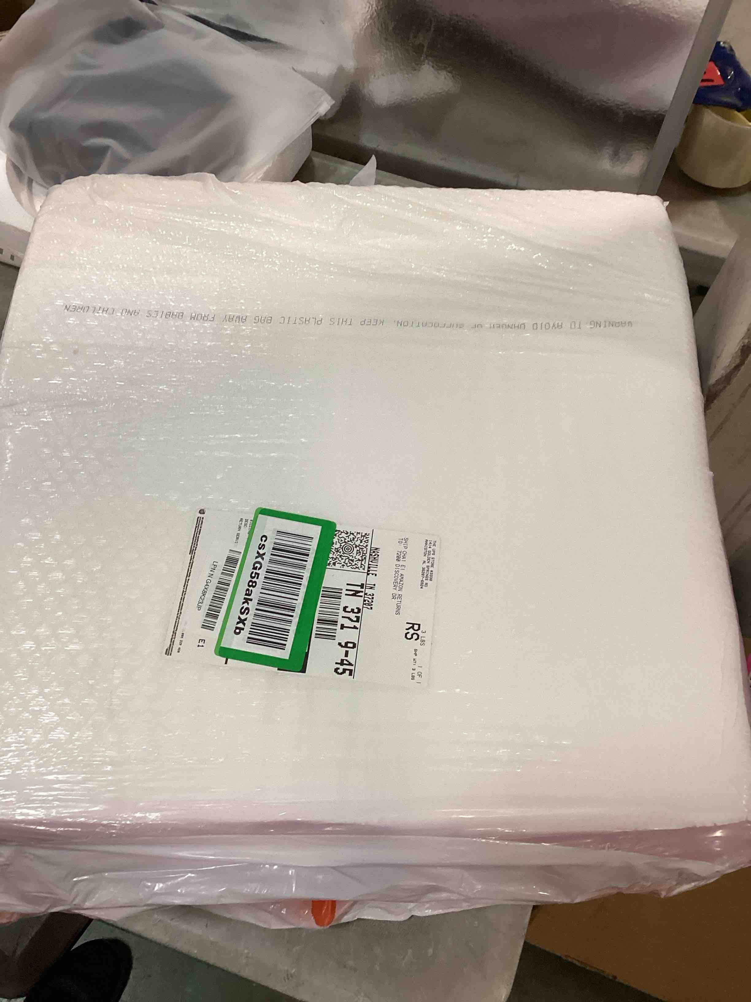 https://s3.amazonaws.com/lotting-images-prod/bidfta/PNK0325039_1728057209629.jpeg