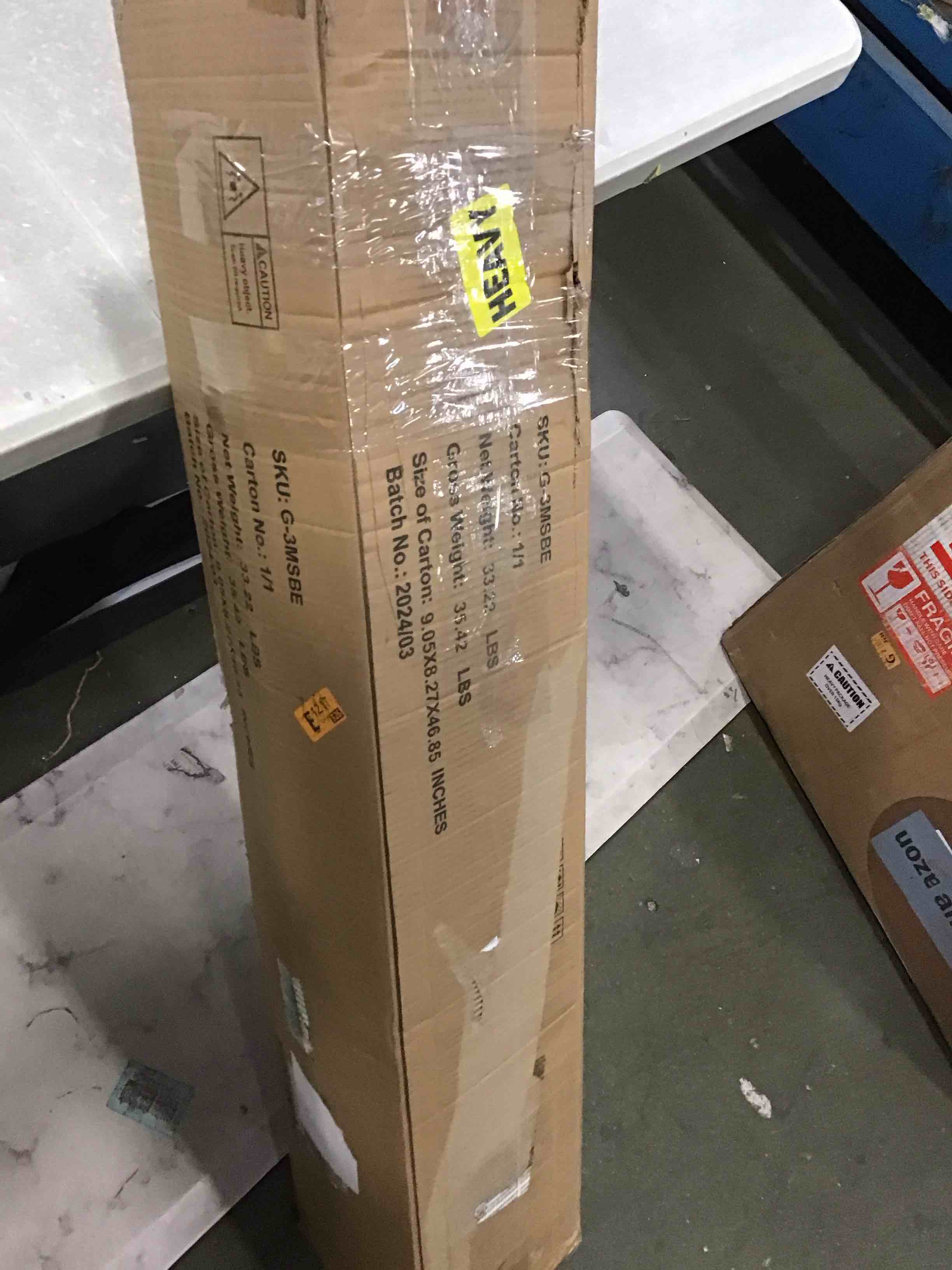 https://s3.amazonaws.com/lotting-images-prod/bidfta/PNK0328009_1728658722875.jpeg