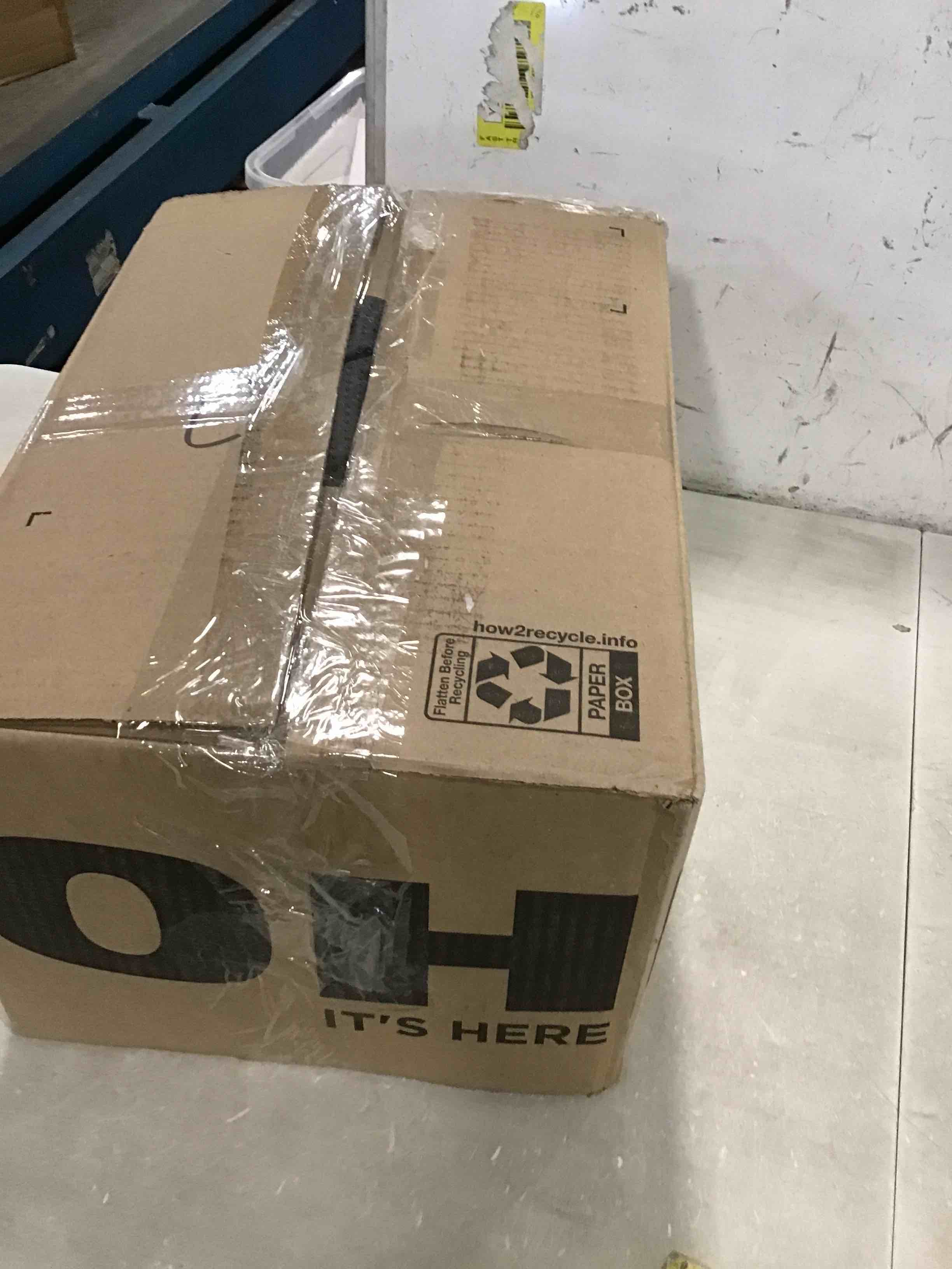 https://s3.amazonaws.com/lotting-images-prod/bidfta/PNK0328242_1728571145186.jpeg