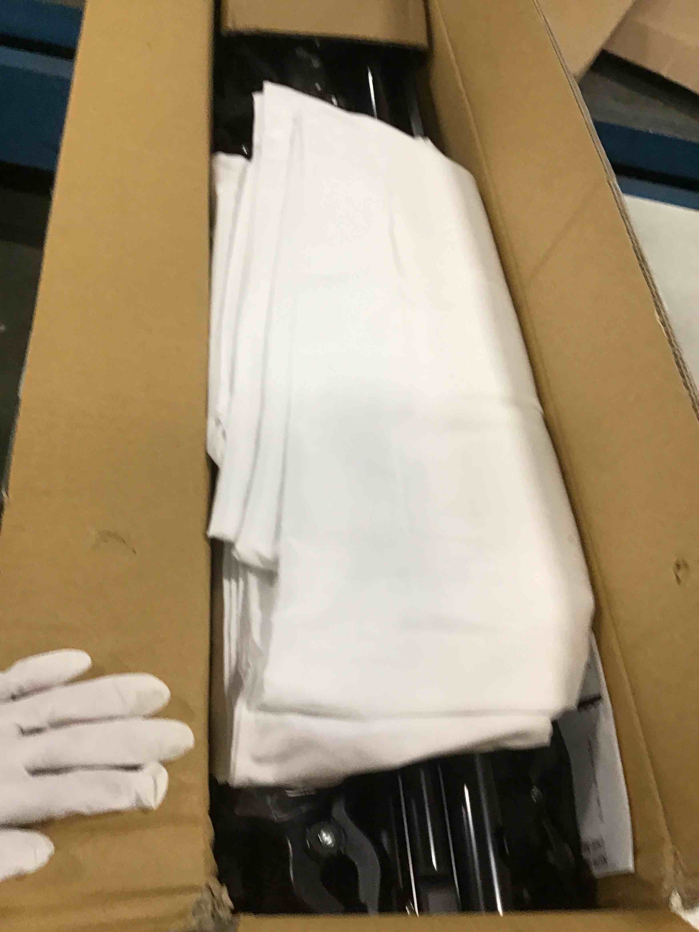 https://s3.amazonaws.com/lotting-images-prod/bidfta/PNK0328312_1728562034004.jpeg