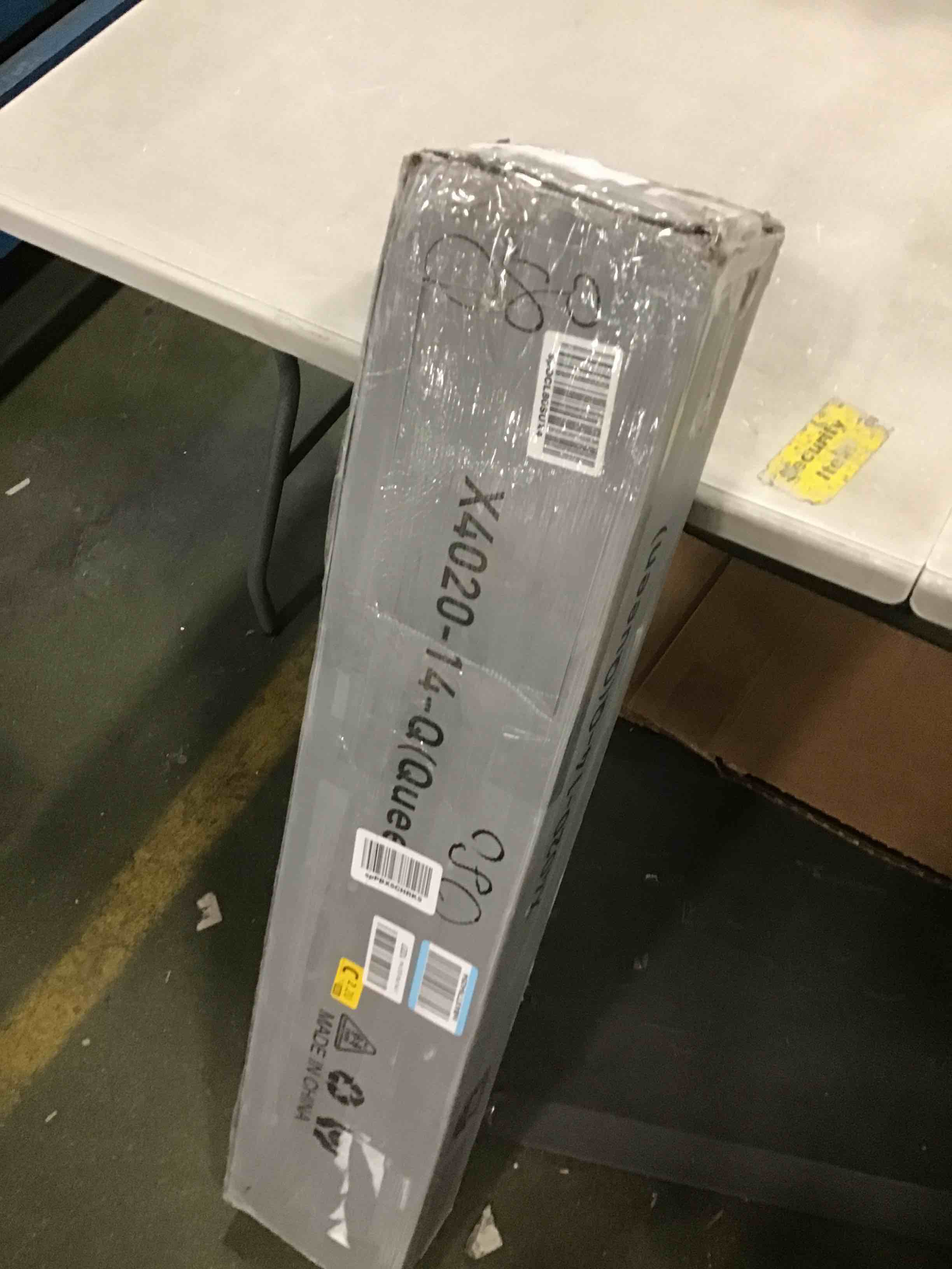 https://s3.amazonaws.com/lotting-images-prod/bidfta/PNK0328346_1728559708097.jpeg