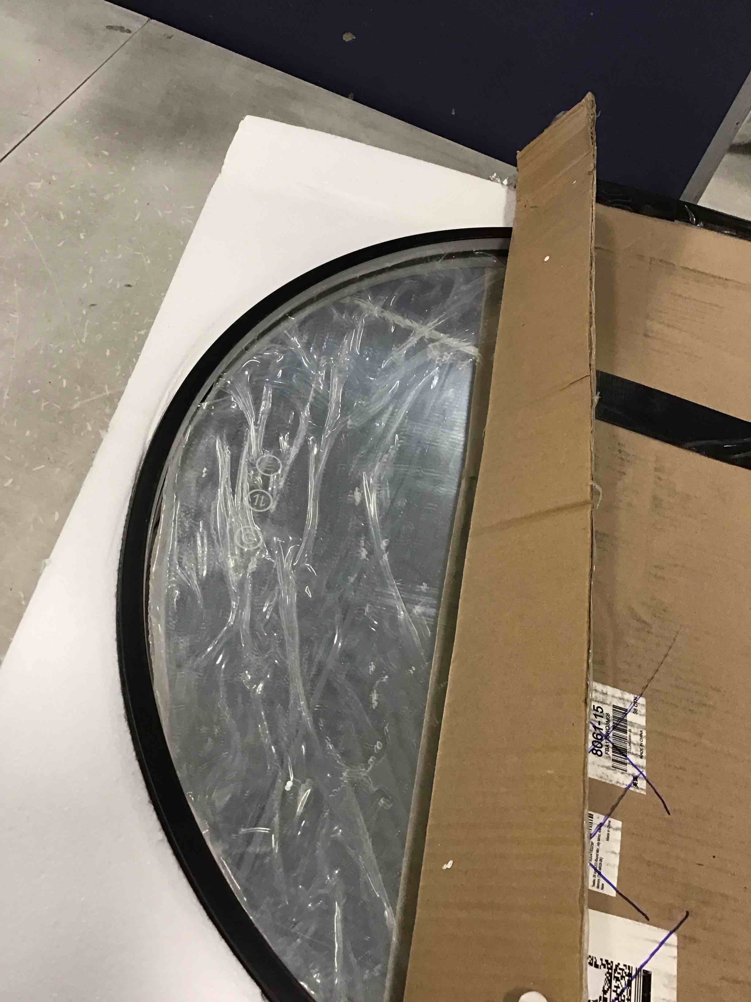 https://s3.amazonaws.com/lotting-images-prod/bidfta/PNK0328465_1728496290875.jpeg