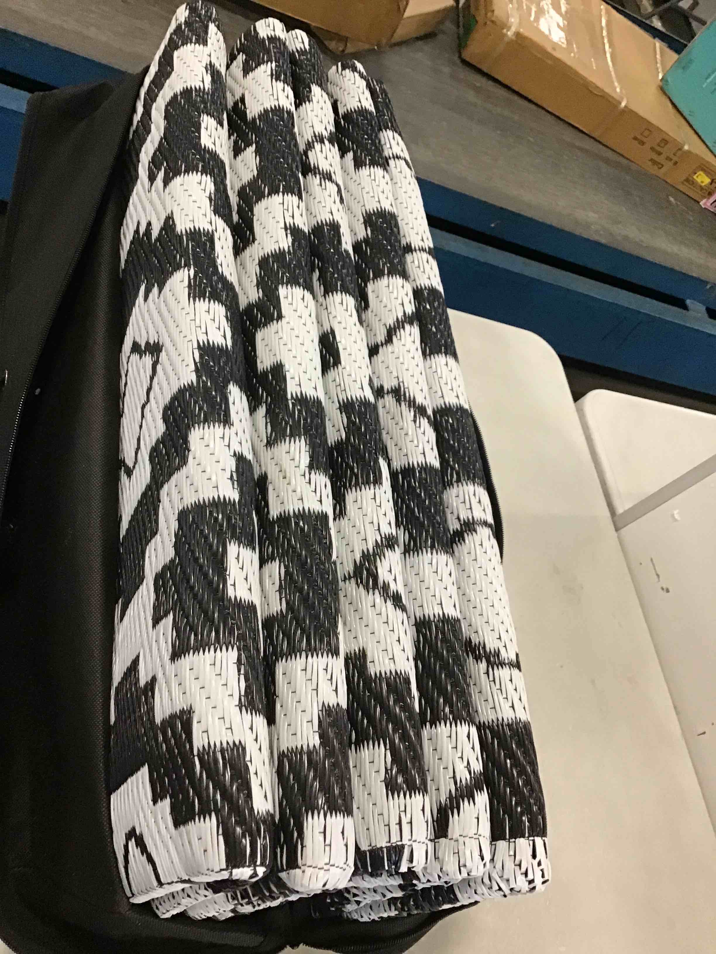 HIHEGD Outdoor Rug 9x12 for Patio Camping RV, Waterproof Reversible Mat