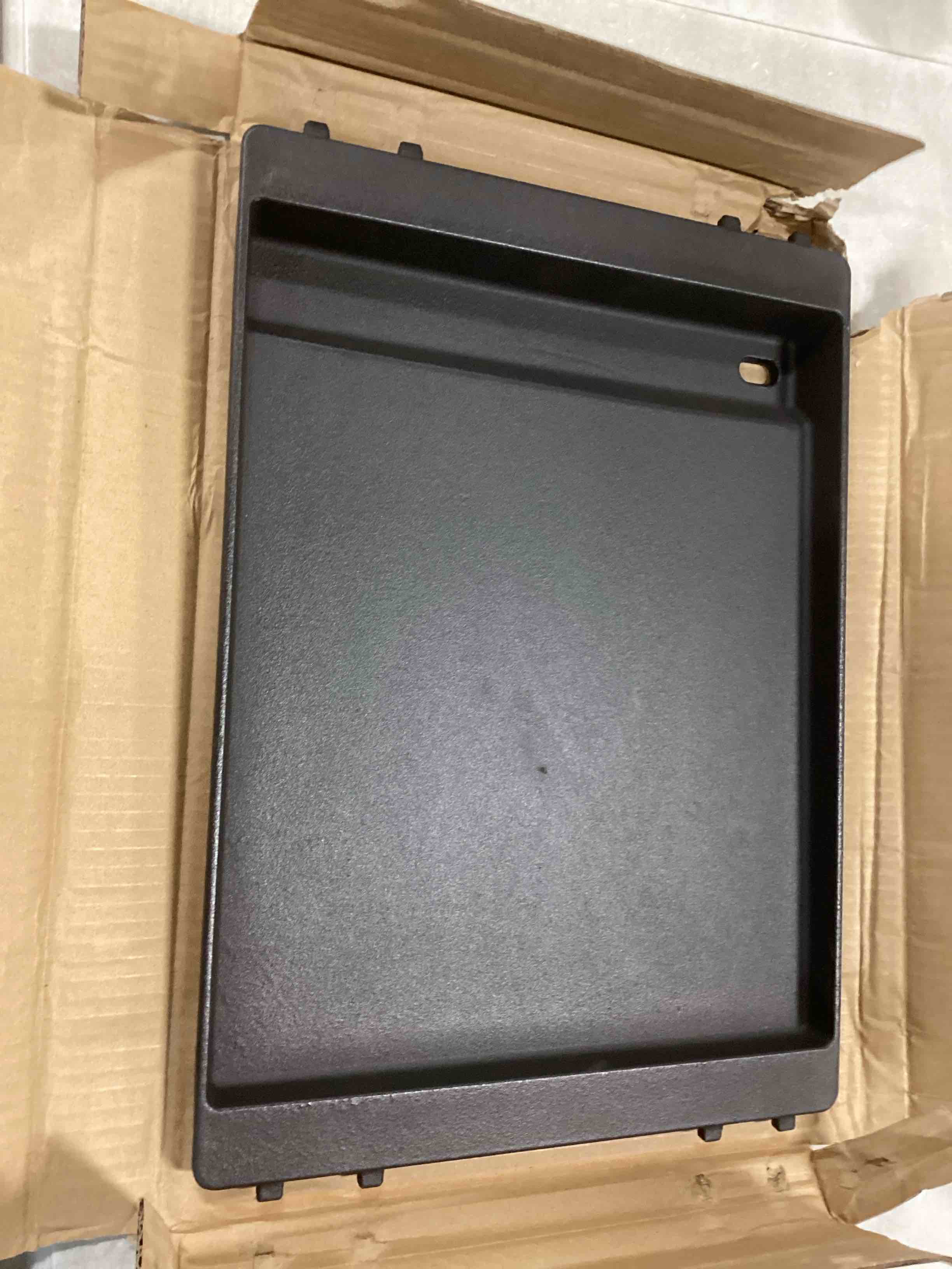 https://s3.amazonaws.com/lotting-images-prod/bidfta/PNK0331153_1727871776498.jpeg