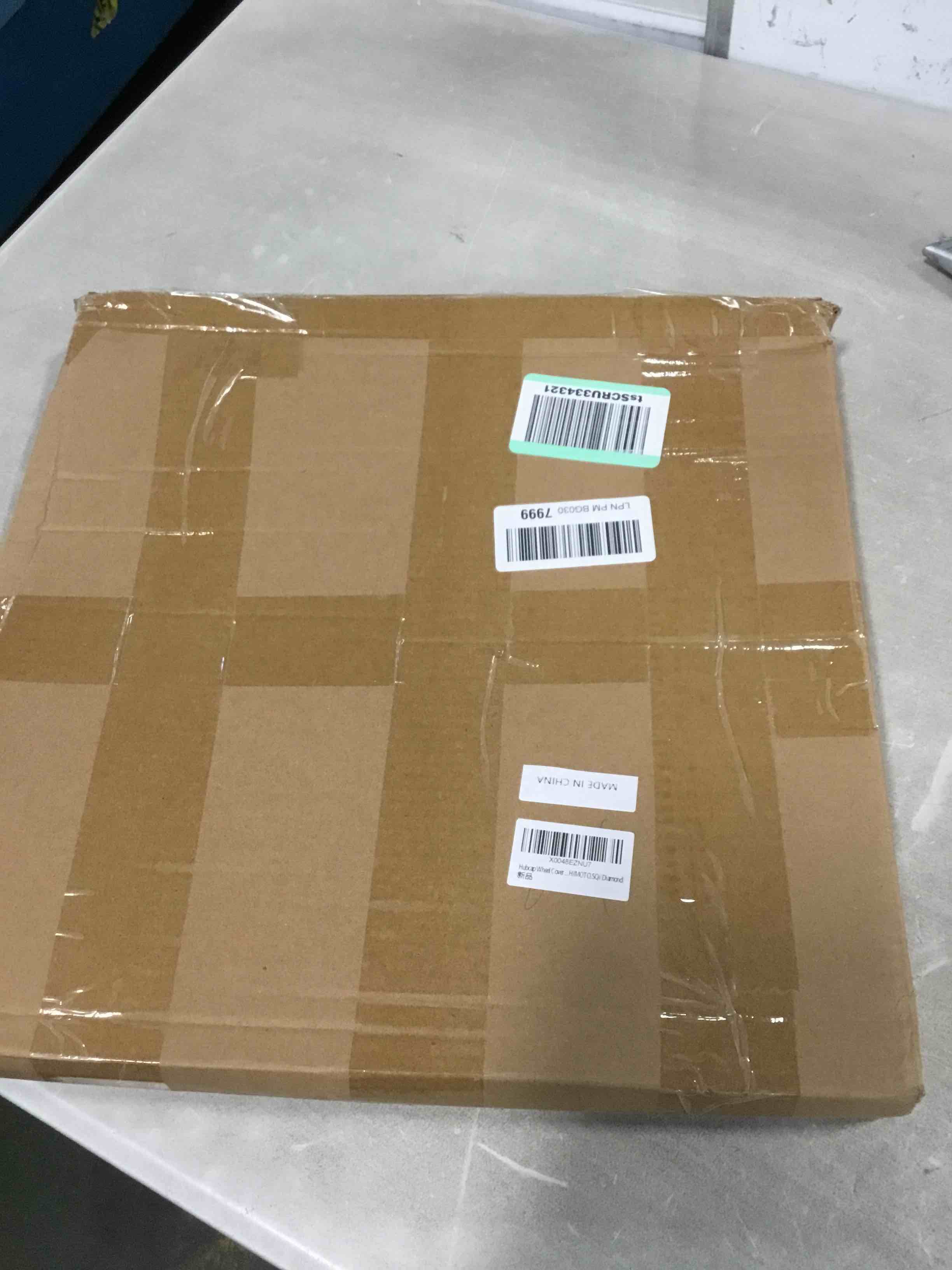 https://s3.amazonaws.com/lotting-images-prod/bidfta/PNK0332312_1728510133091.jpeg