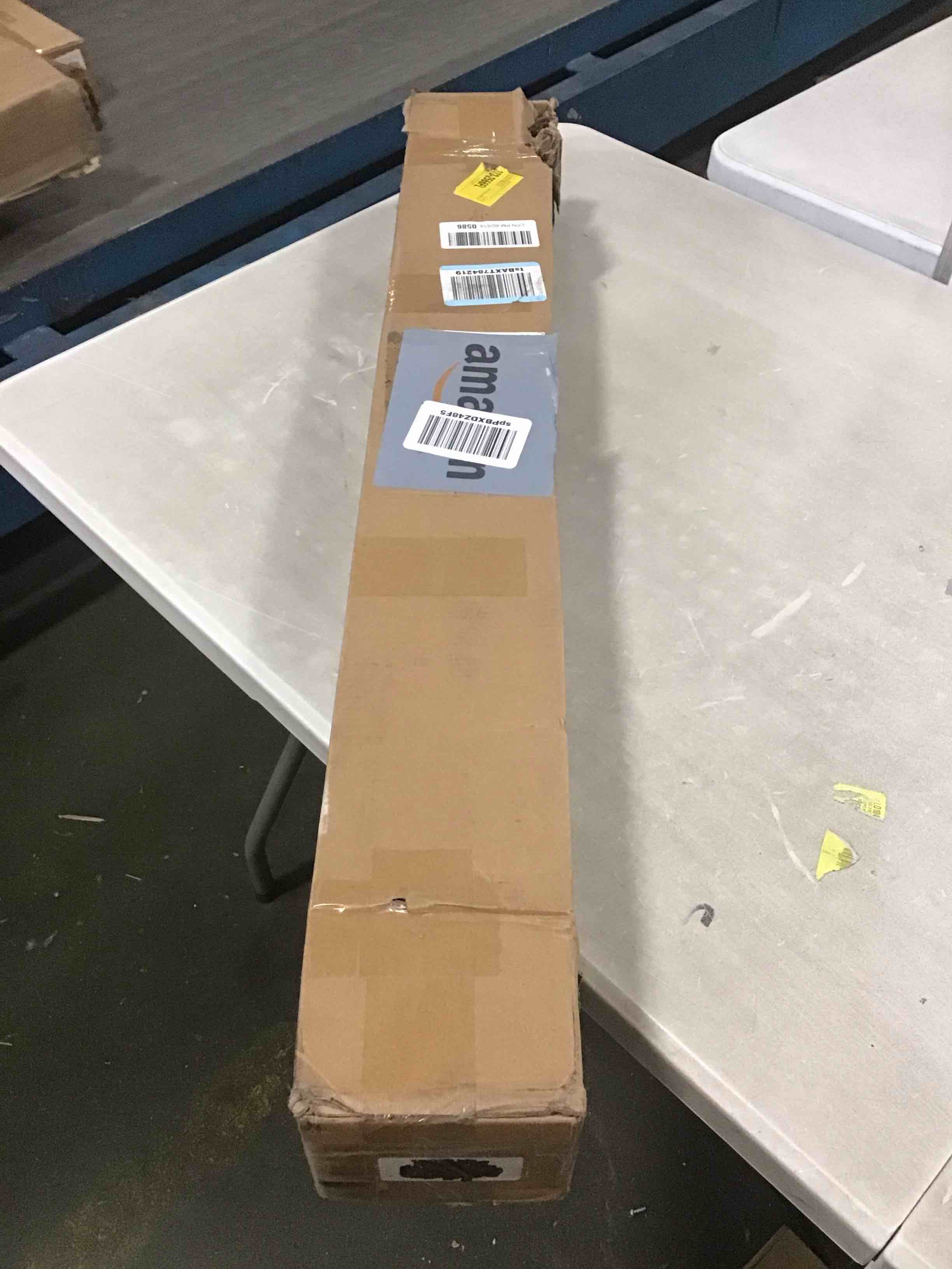 https://s3.amazonaws.com/lotting-images-prod/bidfta/PNK0332348_1728449456648.jpeg