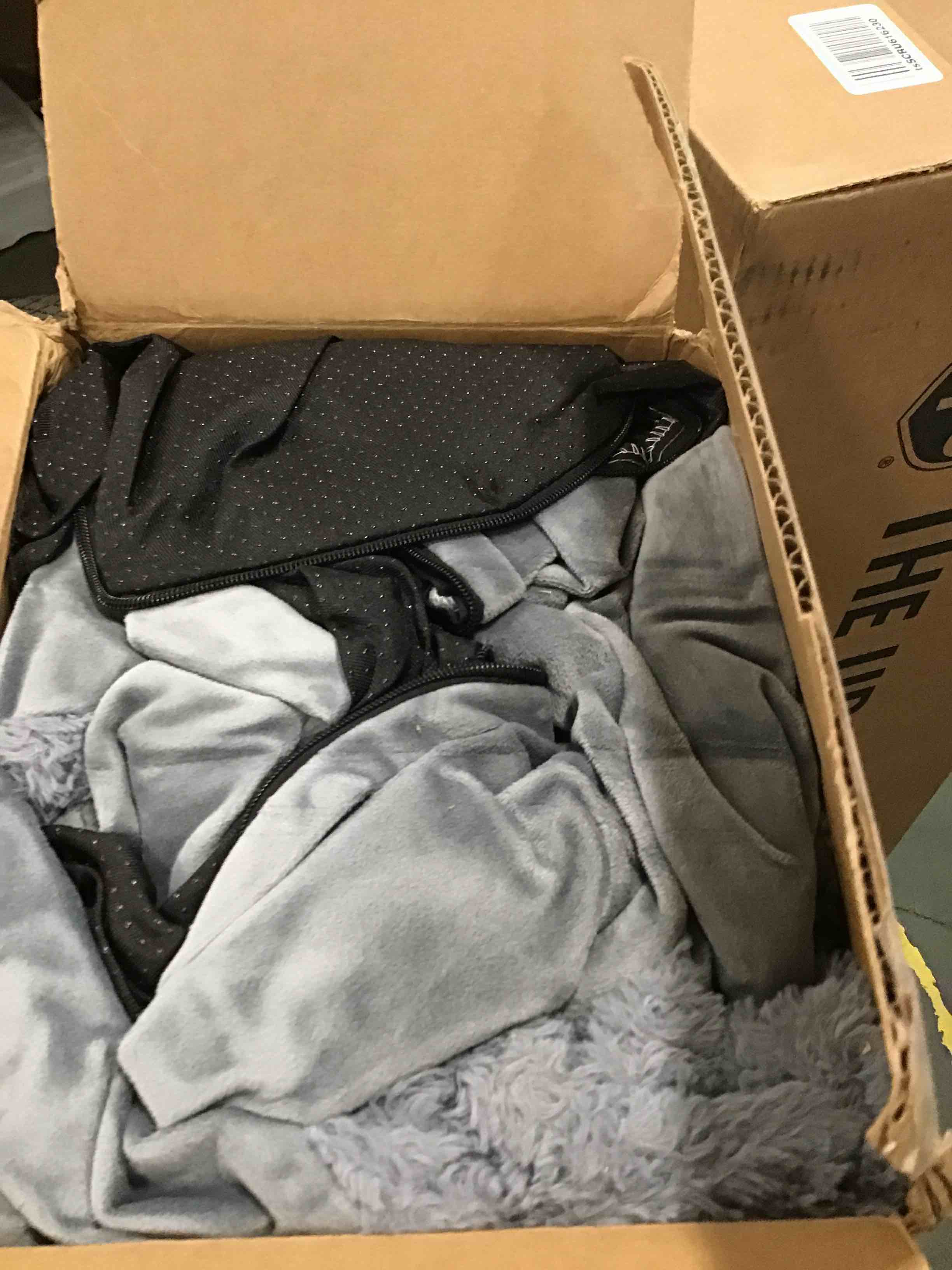 Yiruka Dog Beds for Extra Large Dogs, Orthopedic Dog Bed, Washable Dog