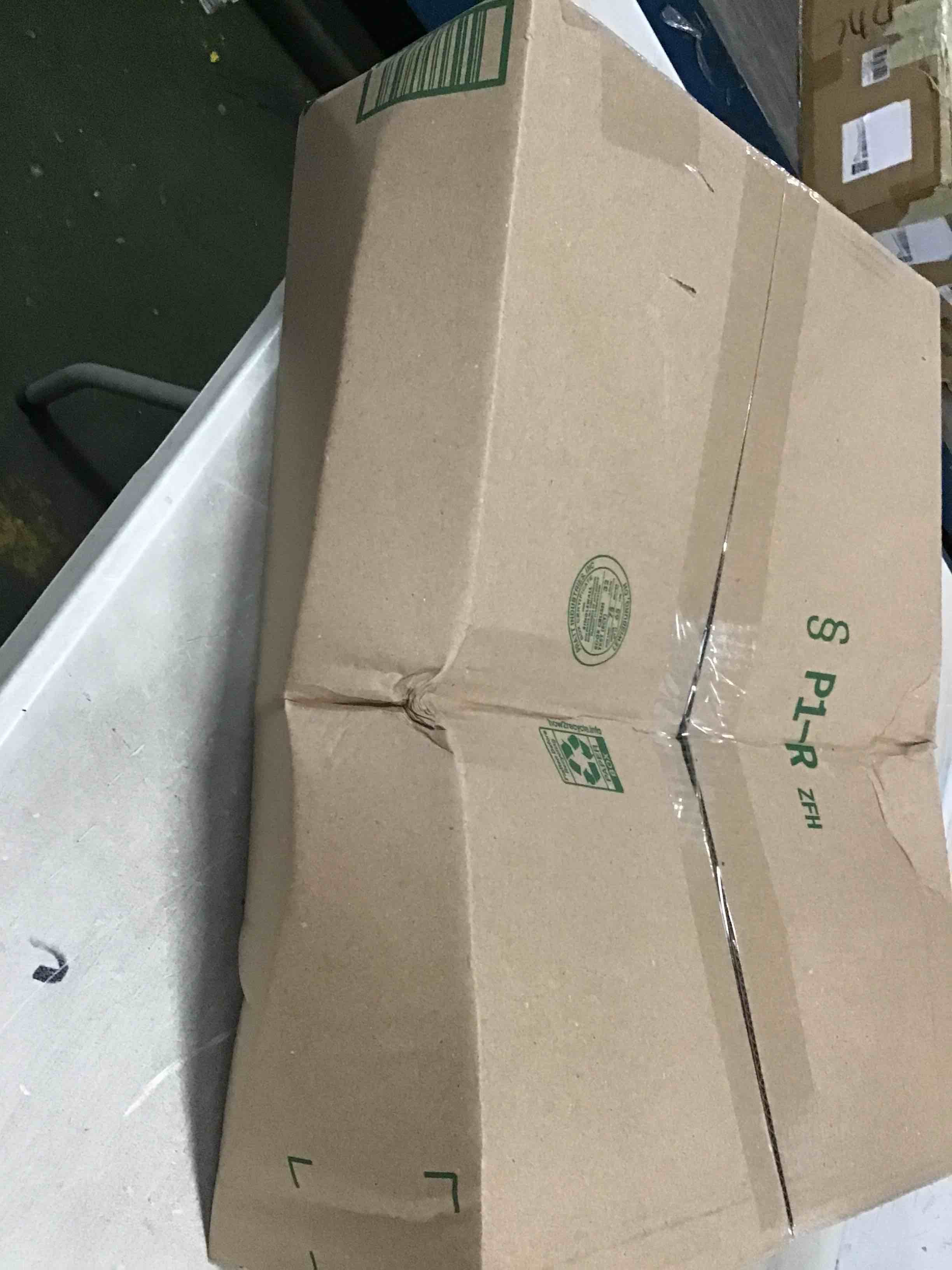 https://s3.amazonaws.com/lotting-images-prod/bidfta/PNK0333079_1727998925331.jpeg