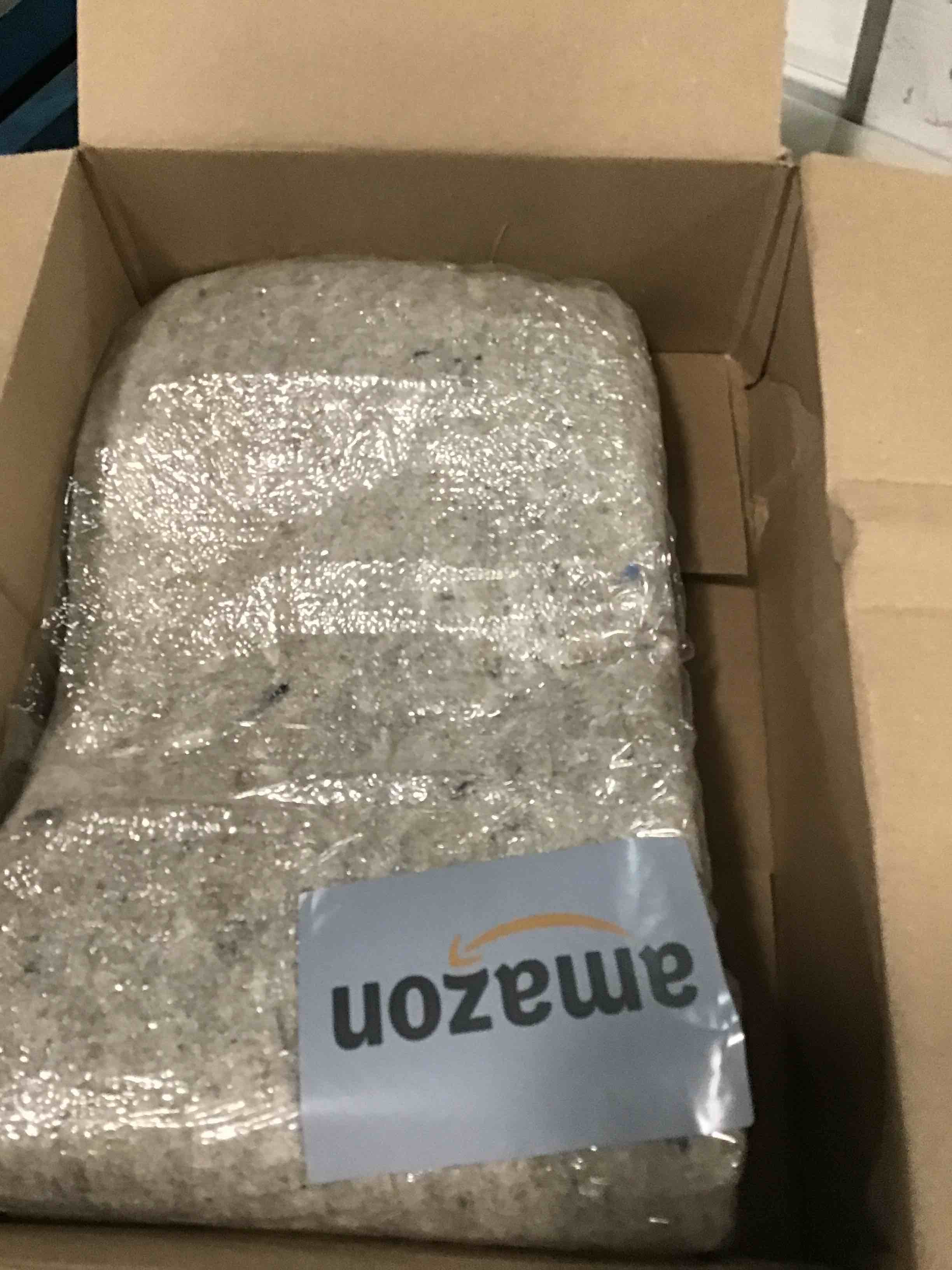 https://s3.amazonaws.com/lotting-images-prod/bidfta/PNK0333079_1727998942918.jpeg