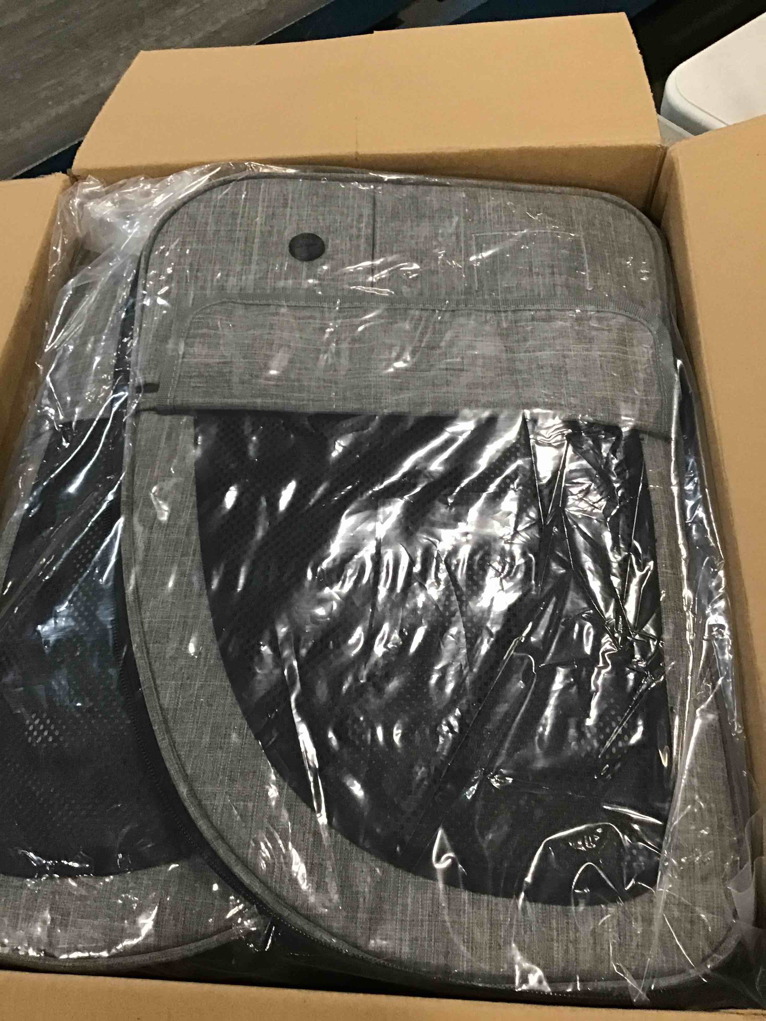 https://s3.amazonaws.com/lotting-images-prod/bidfta/PNK0333691_1727755275041.jpeg