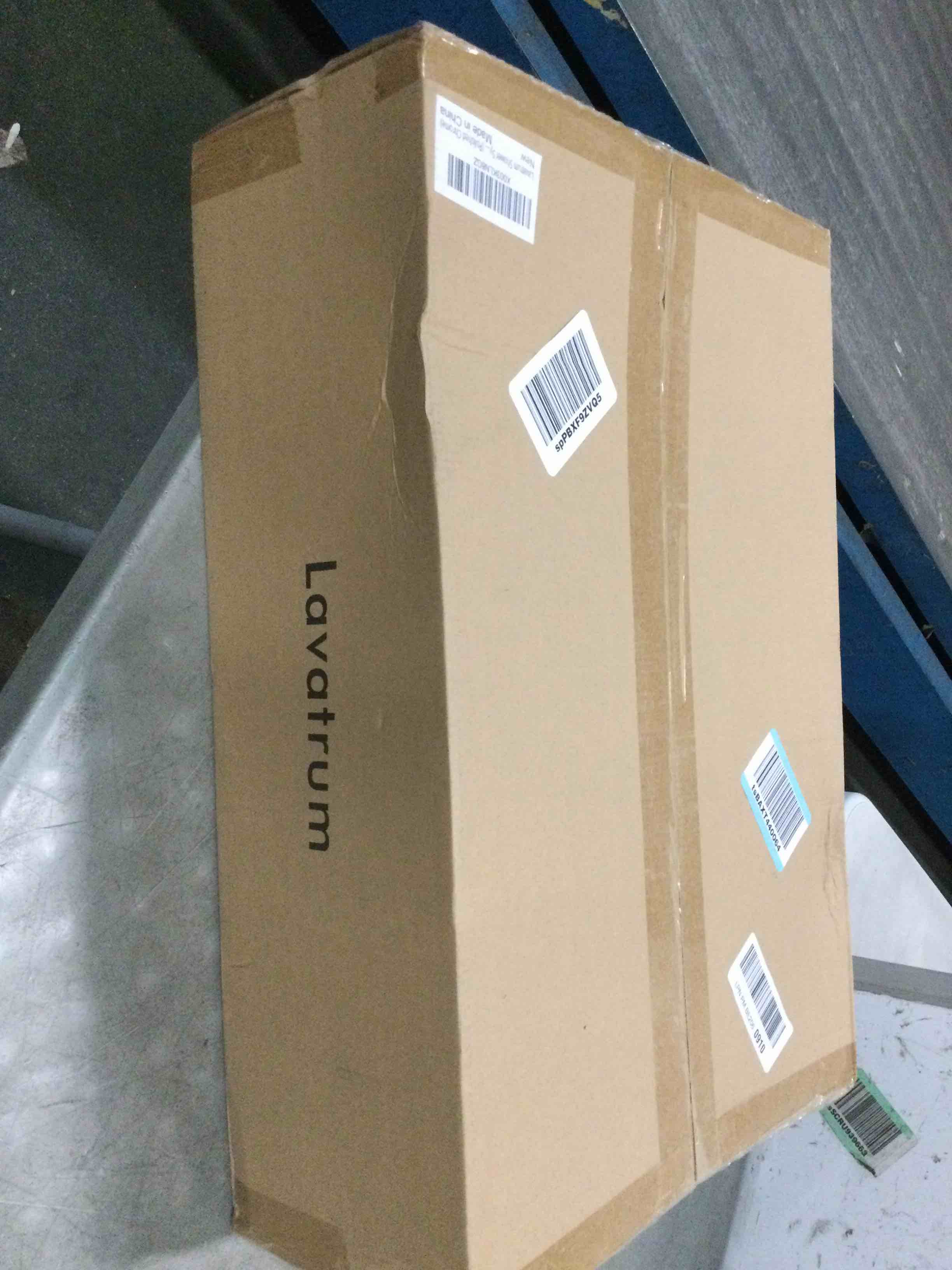 https://s3.amazonaws.com/lotting-images-prod/bidfta/PNK0333770_1727743805535.jpeg