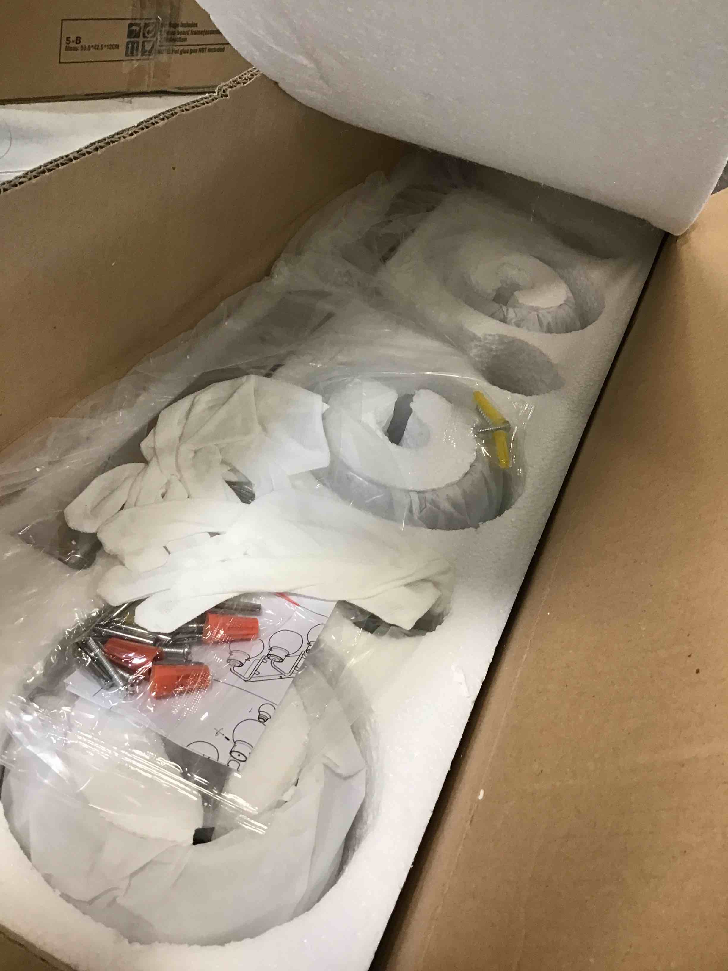 https://s3.amazonaws.com/lotting-images-prod/bidfta/PNK0336501_1728503949217.jpeg