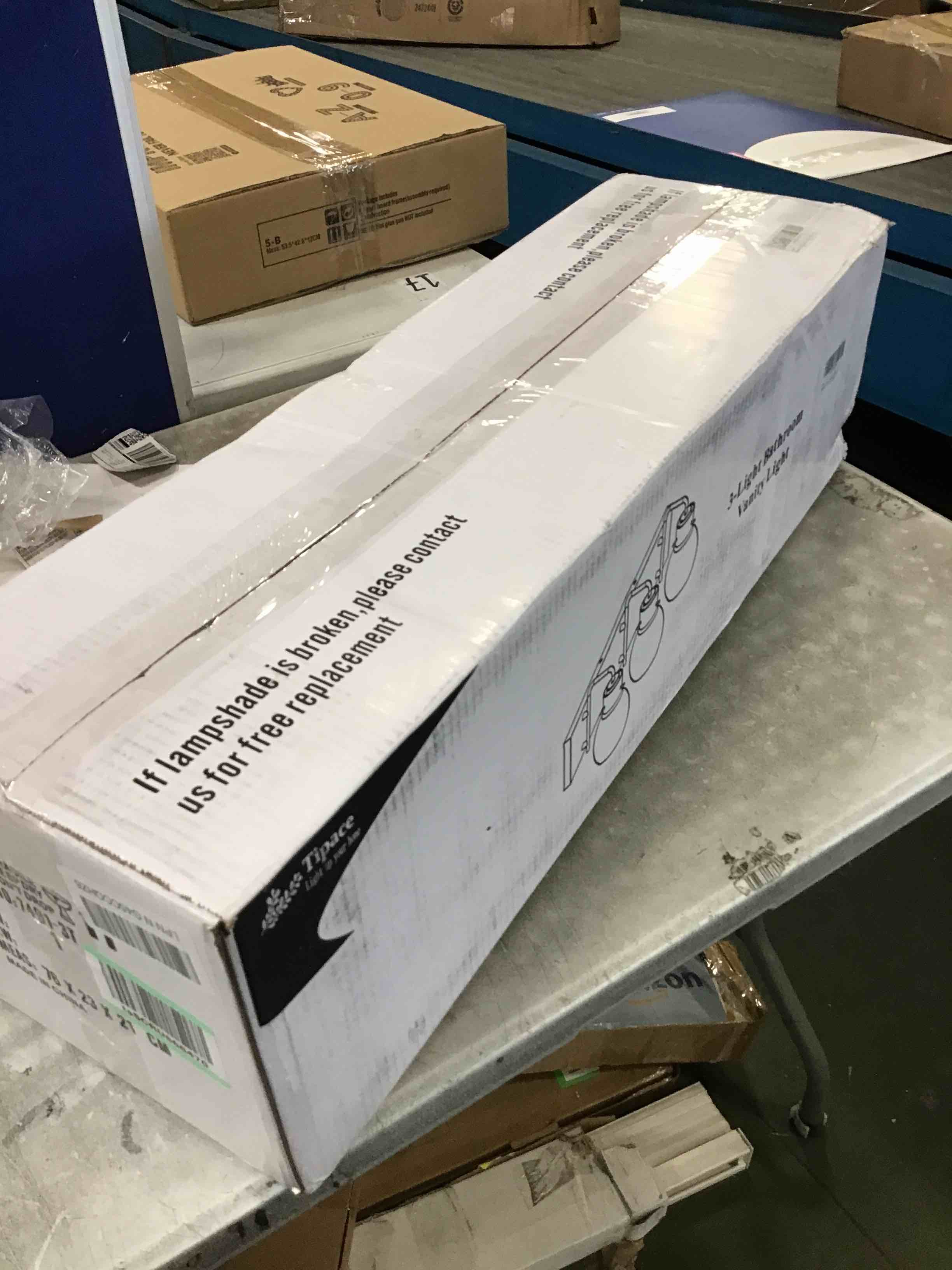 https://s3.amazonaws.com/lotting-images-prod/bidfta/PNK0336501_1728503965870.jpeg