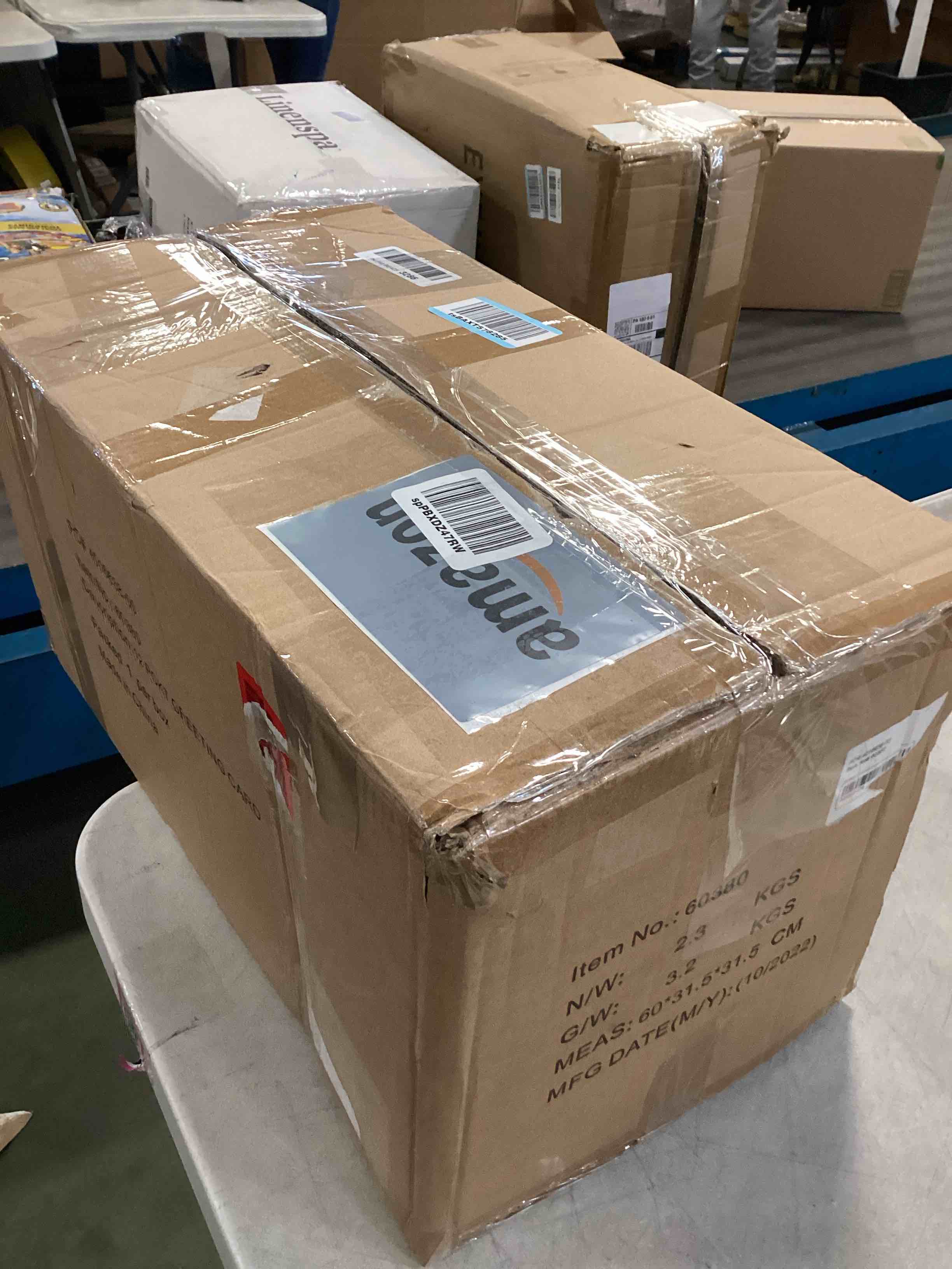 https://s3.amazonaws.com/lotting-images-prod/bidfta/PNK0336802_1728393875869.jpeg