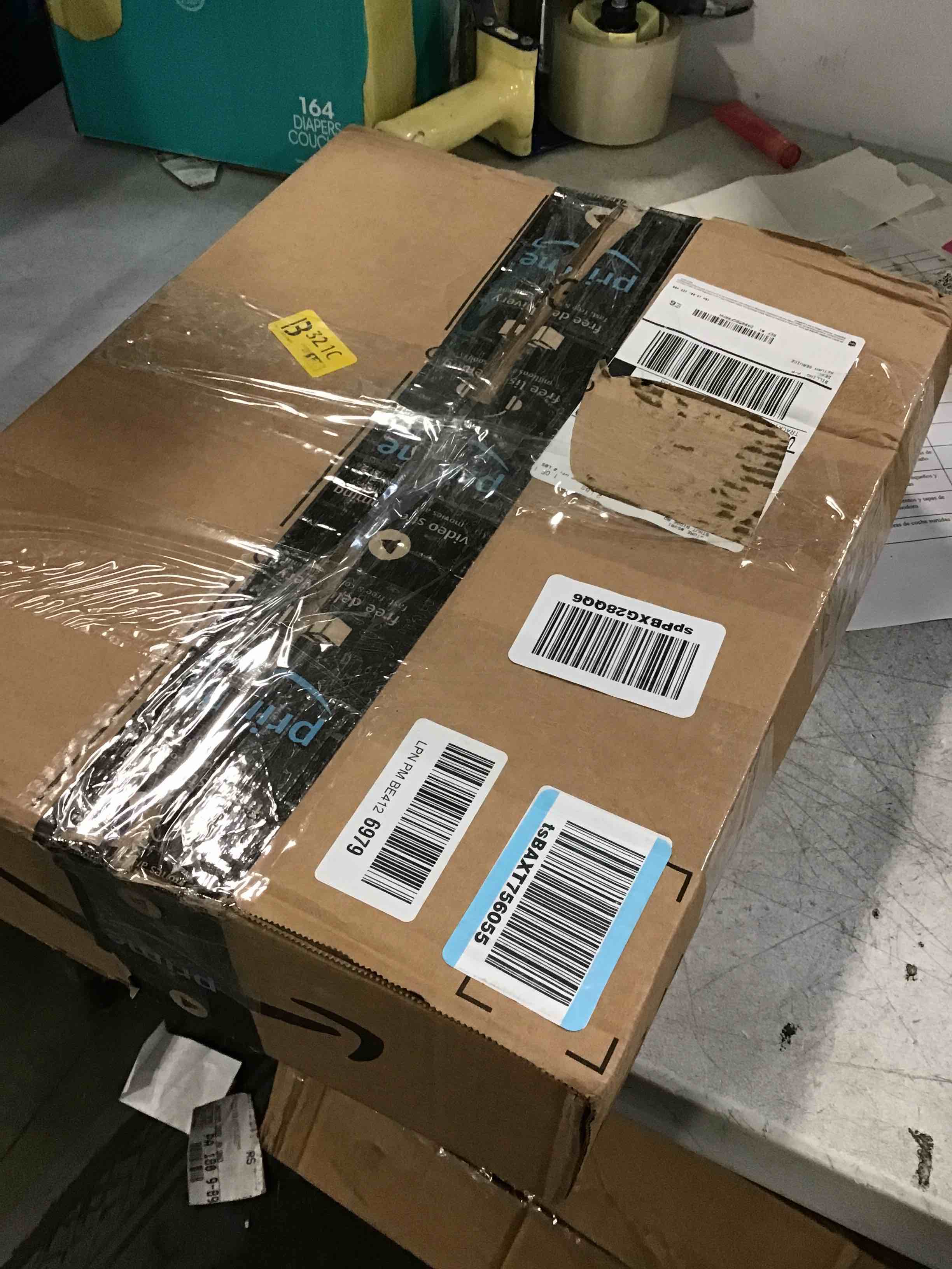 https://s3.amazonaws.com/lotting-images-prod/bidfta/PNK0336874_1728329686086.jpeg