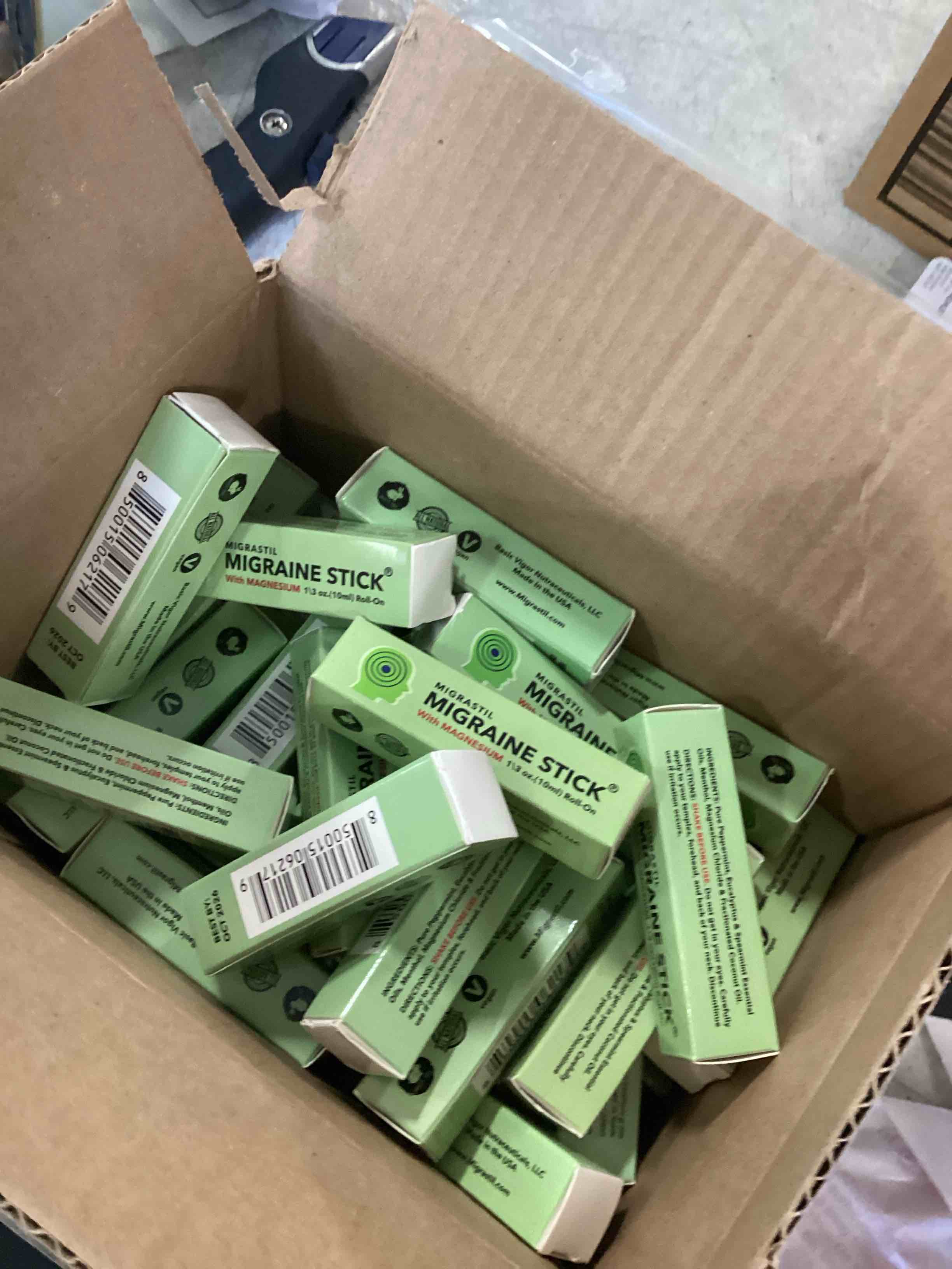 https://s3.amazonaws.com/lotting-images-prod/bidfta/PNK0337513_1727876987479.jpeg