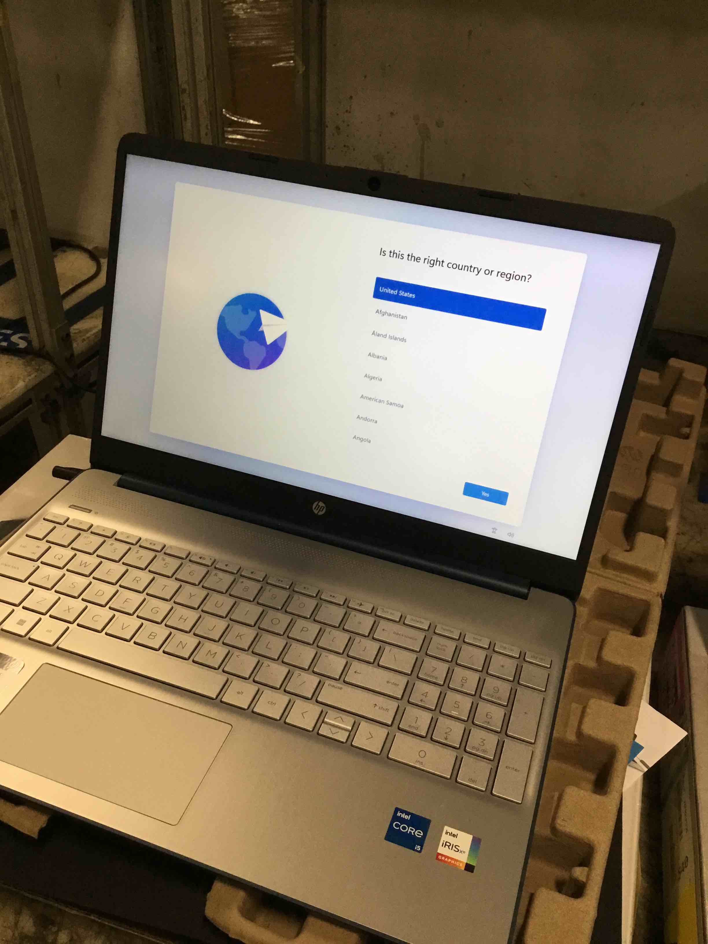 https://s3.amazonaws.com/lotting-images-prod/bidfta/PNK0338681_1729339712347.jpeg