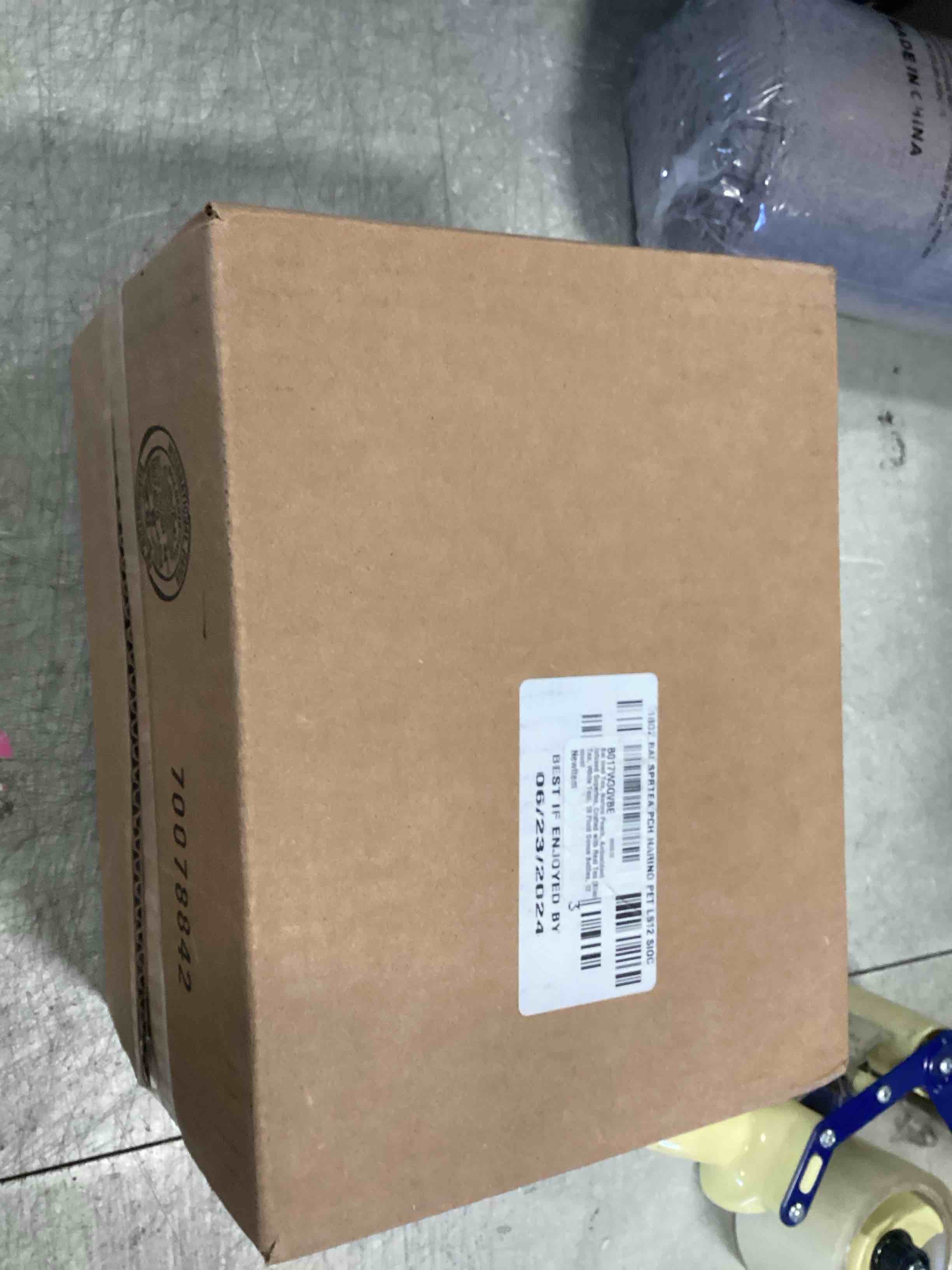 https://s3.amazonaws.com/lotting-images-prod/bidfta/PNK0339309_1728048793685.jpeg