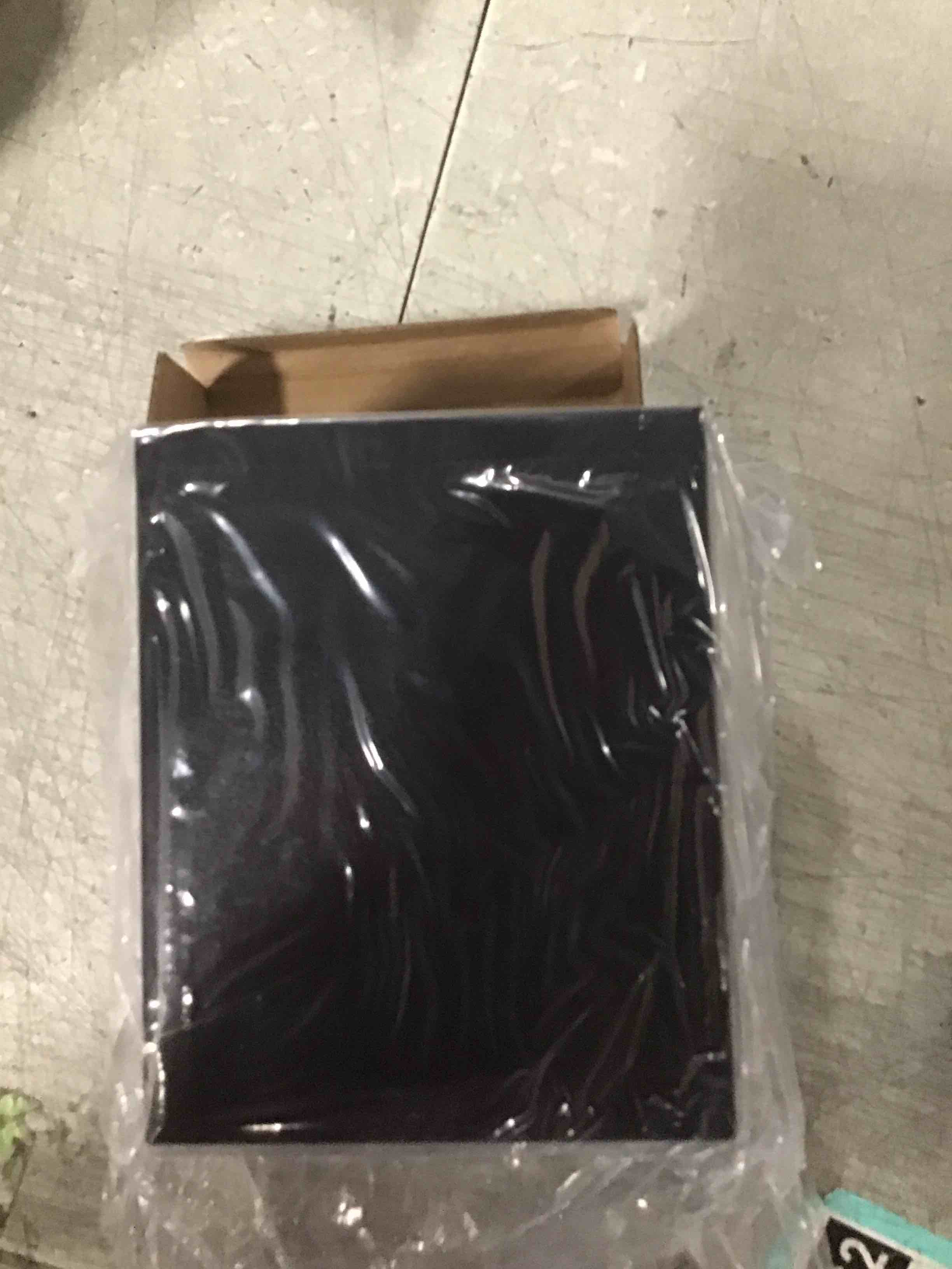 https://s3.amazonaws.com/lotting-images-prod/bidfta/PNK0339888_1727811921642.jpeg