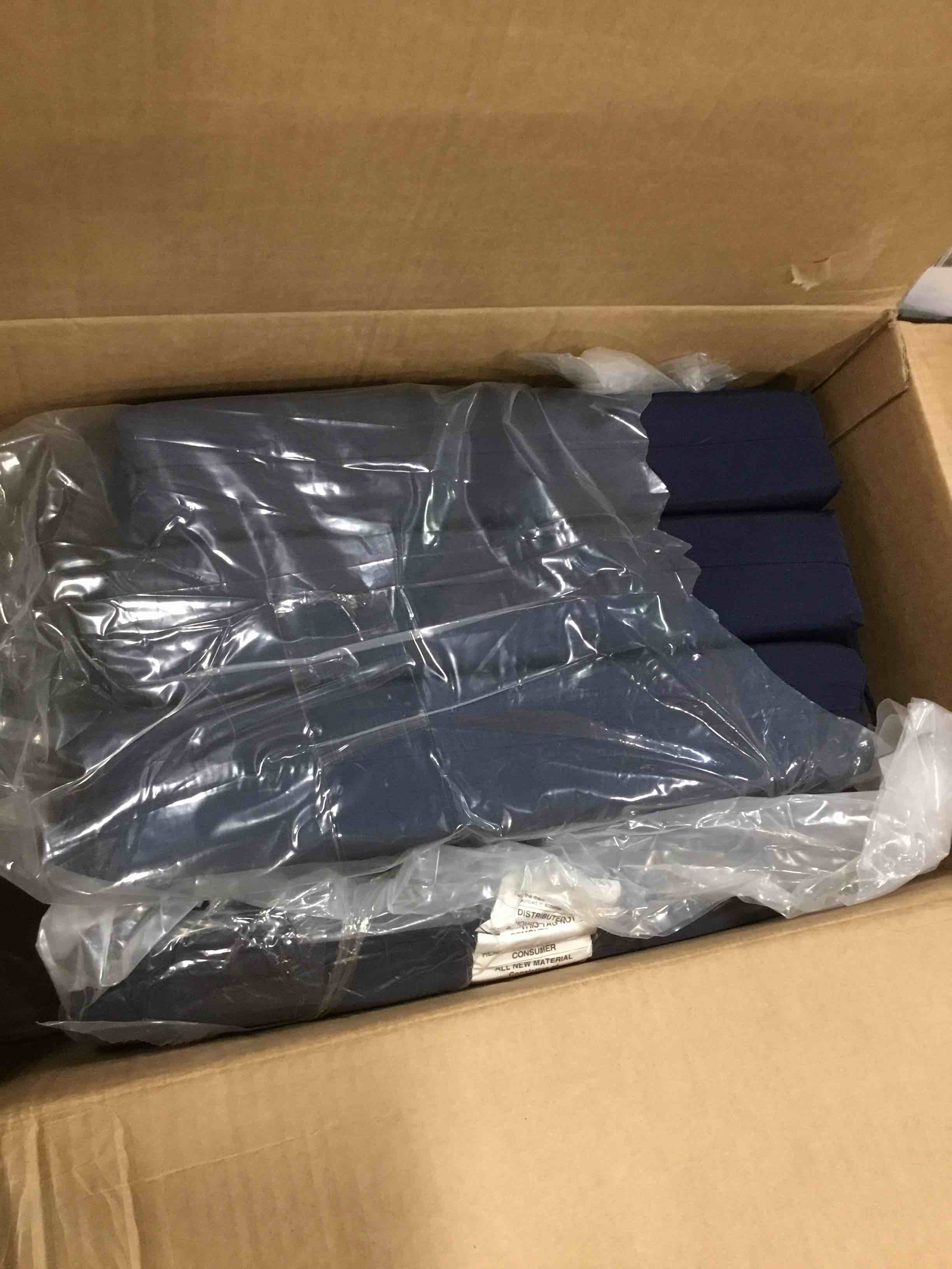 https://s3.amazonaws.com/lotting-images-prod/bidfta/PNK0342004_1728575278469.jpeg