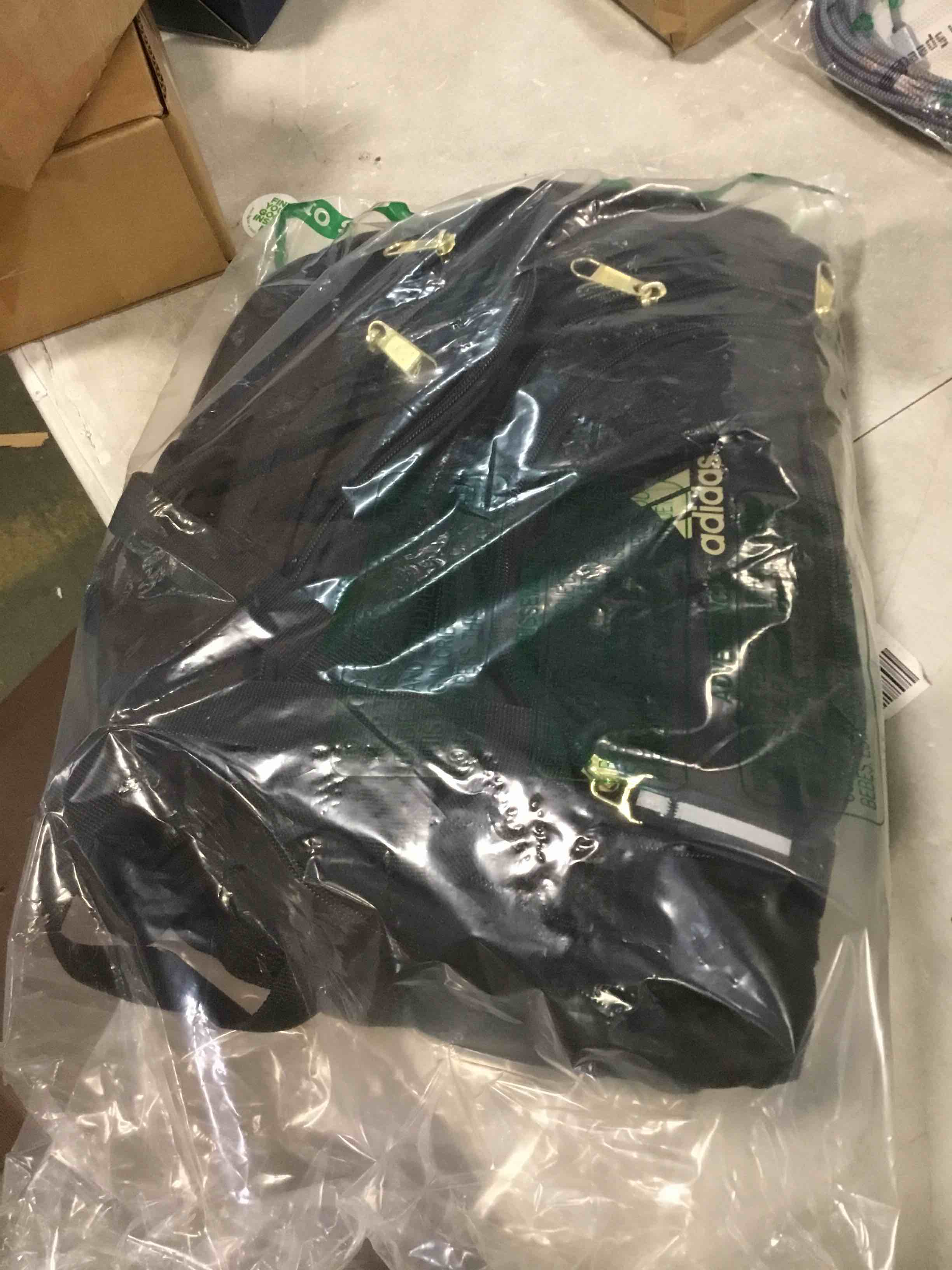 https://s3.amazonaws.com/lotting-images-prod/bidfta/PNK0342217_1728490375440.jpeg