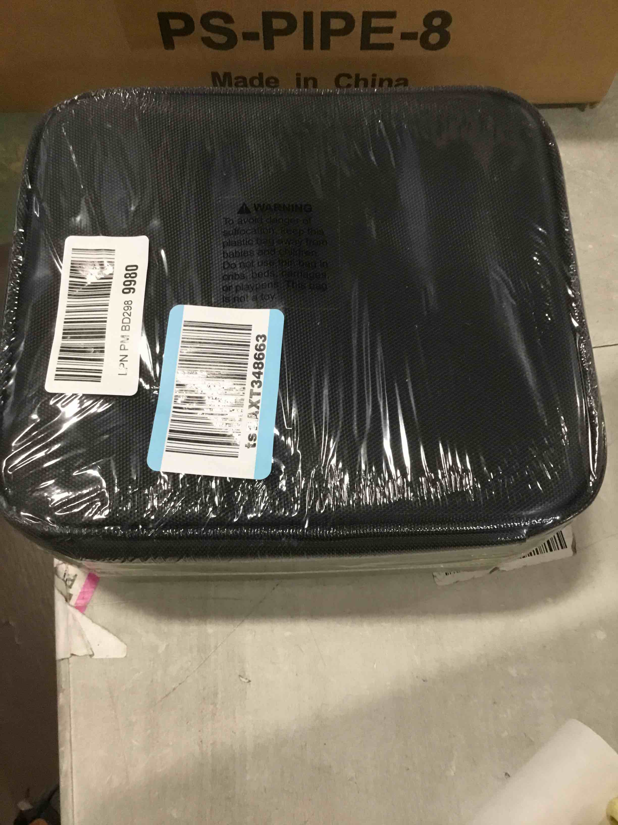 https://s3.amazonaws.com/lotting-images-prod/bidfta/PNK0342238_1728488772757.jpeg