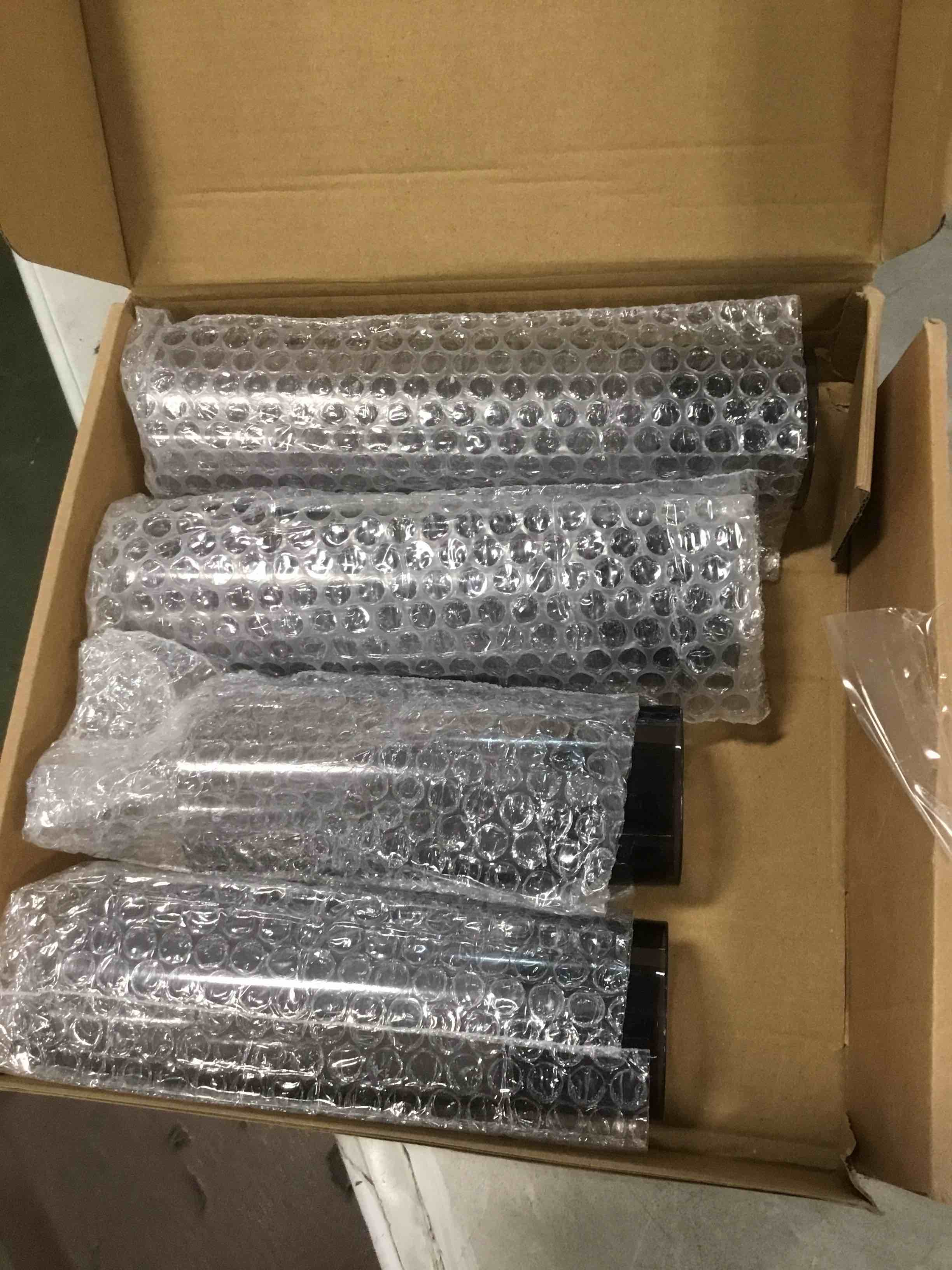 https://s3.amazonaws.com/lotting-images-prod/bidfta/PNK0342249_1728488033182.jpeg