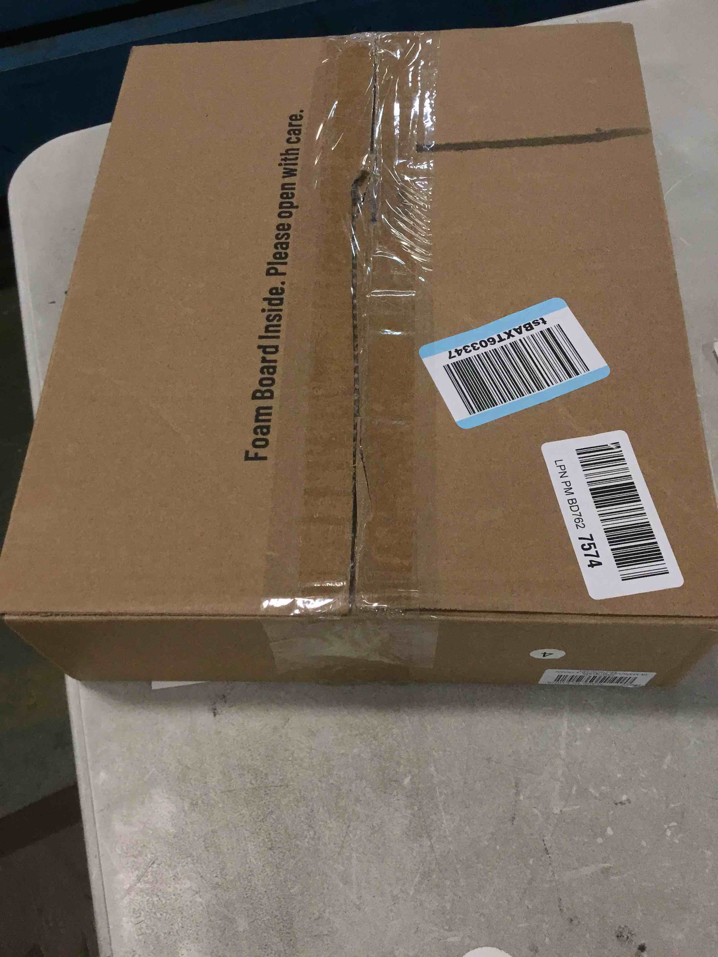 https://s3.amazonaws.com/lotting-images-prod/bidfta/PNK0342265_1728486484010.jpeg