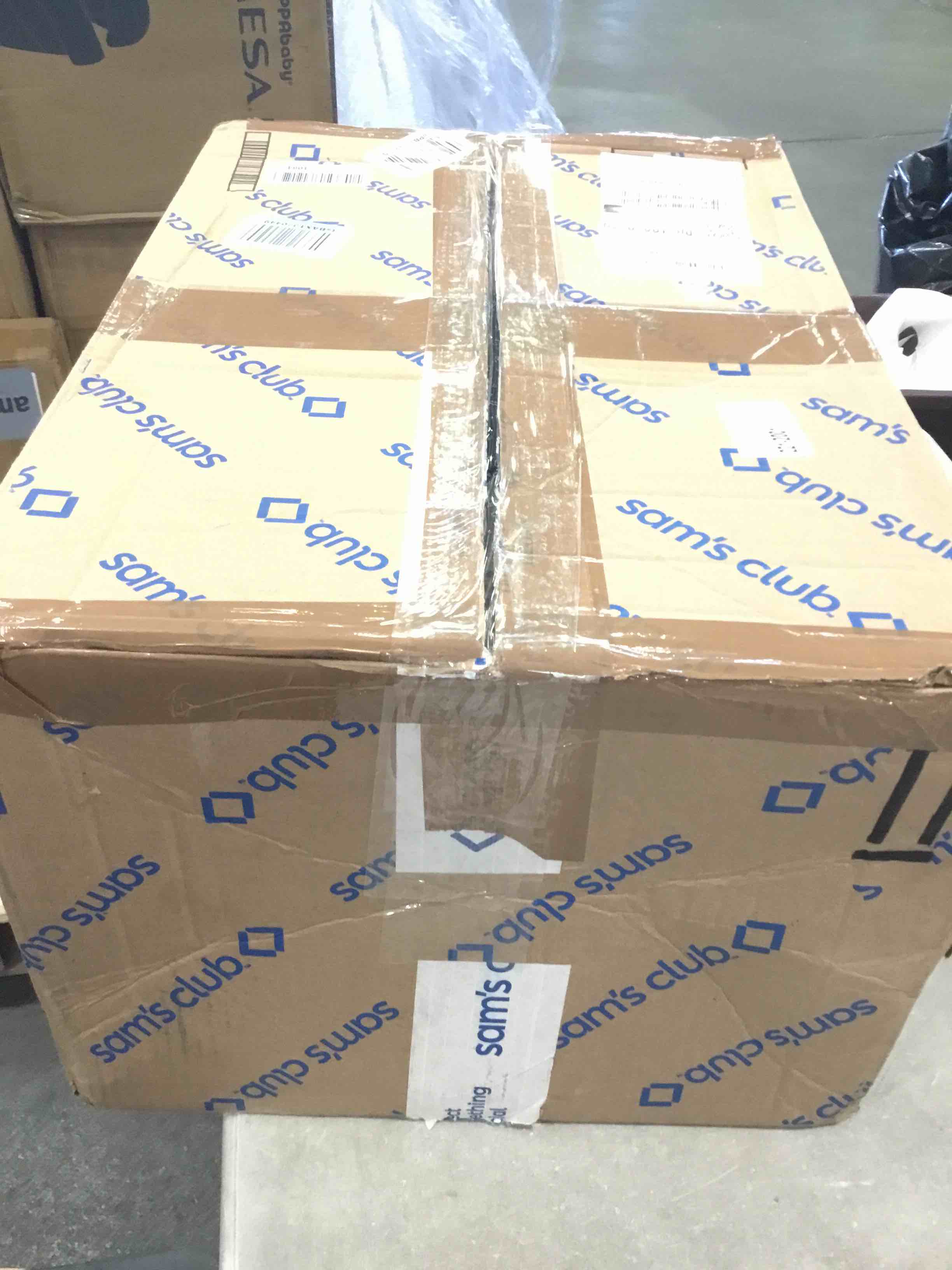 https://s3.amazonaws.com/lotting-images-prod/bidfta/PNK0342382_1728417528334.jpeg