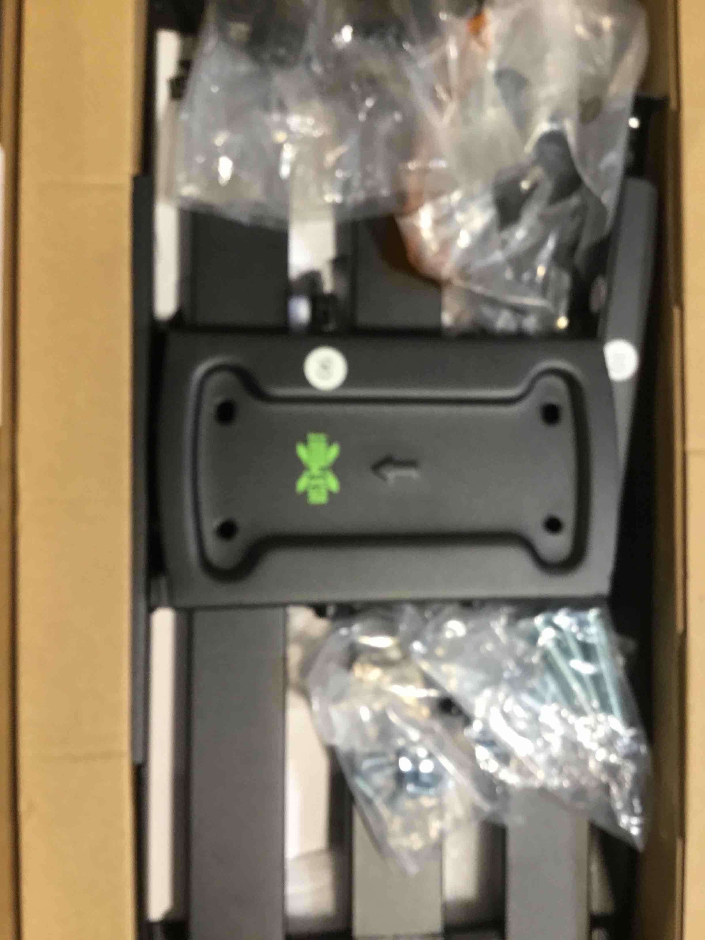 https://s3.amazonaws.com/lotting-images-prod/bidfta/PNK0348301_1731438720196.jpeg