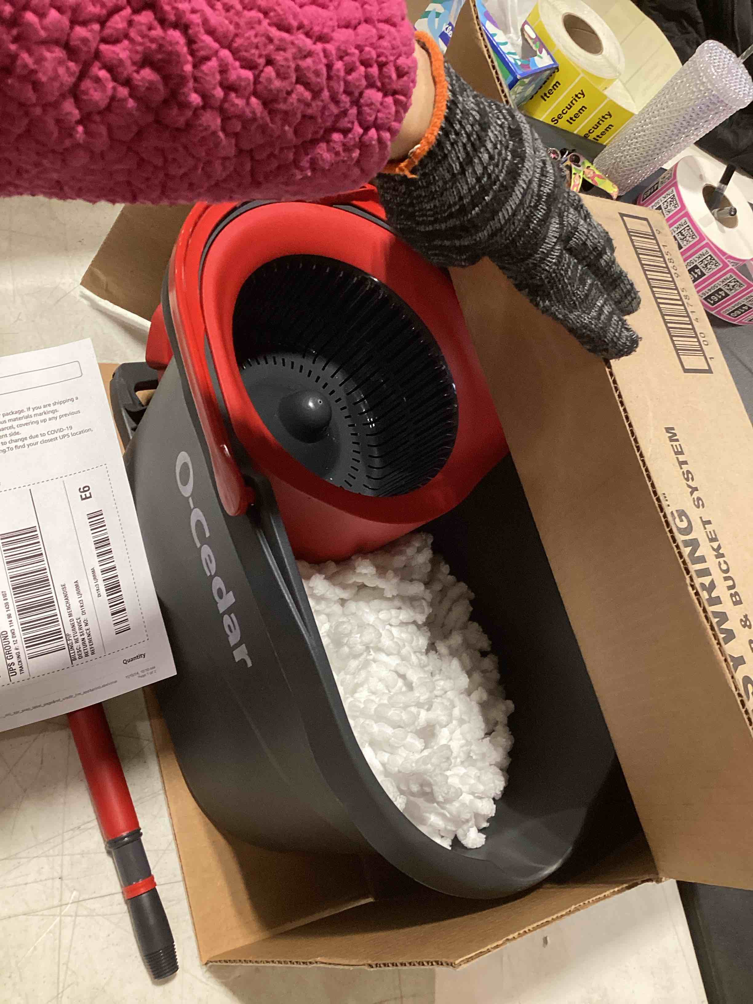 https://s3.amazonaws.com/lotting-images-prod/bidfta/PNK0350691_1733251802458.jpeg