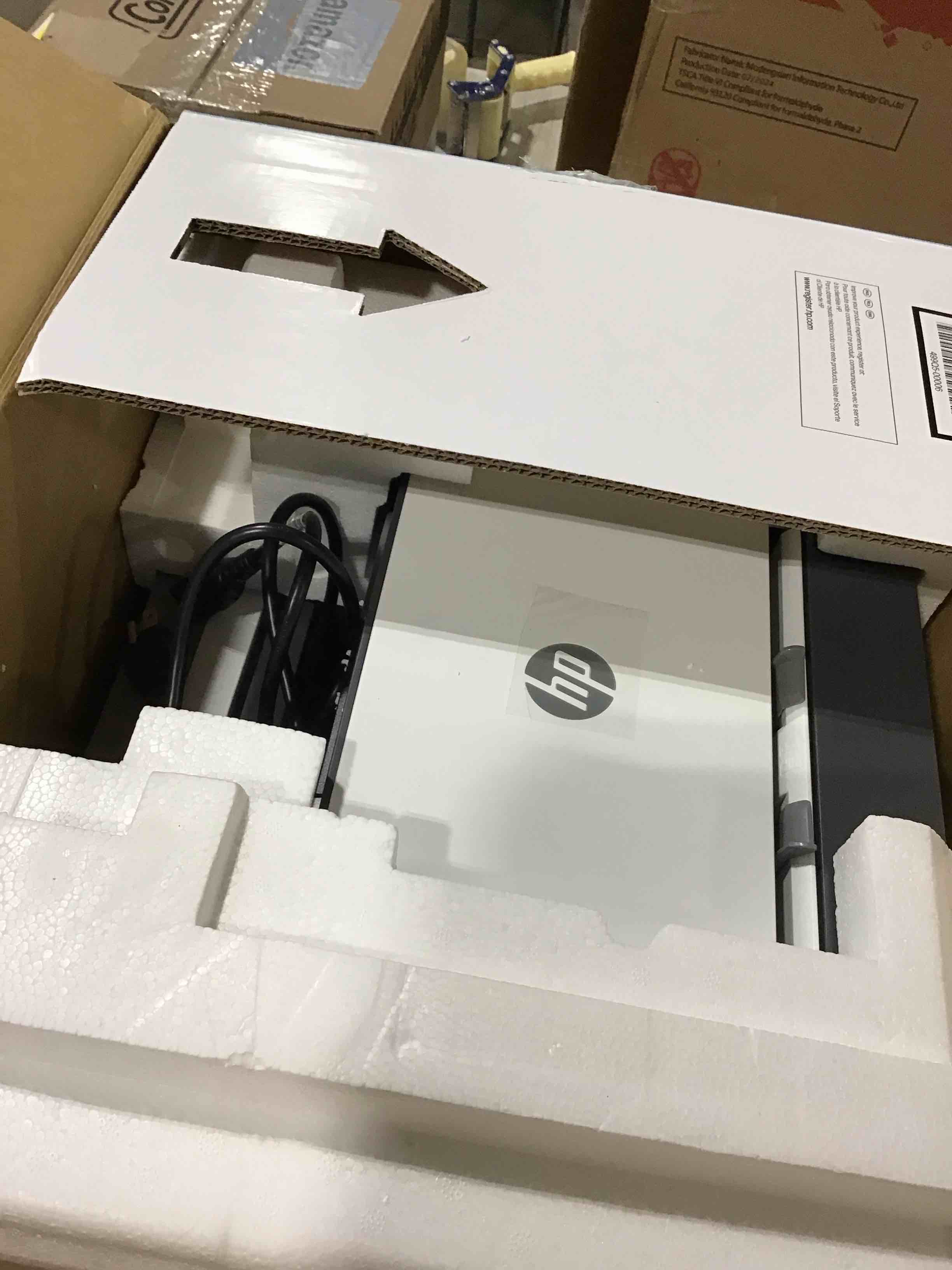 https://s3.amazonaws.com/lotting-images-prod/bidfta/PNK0351281_1731528815986.jpeg