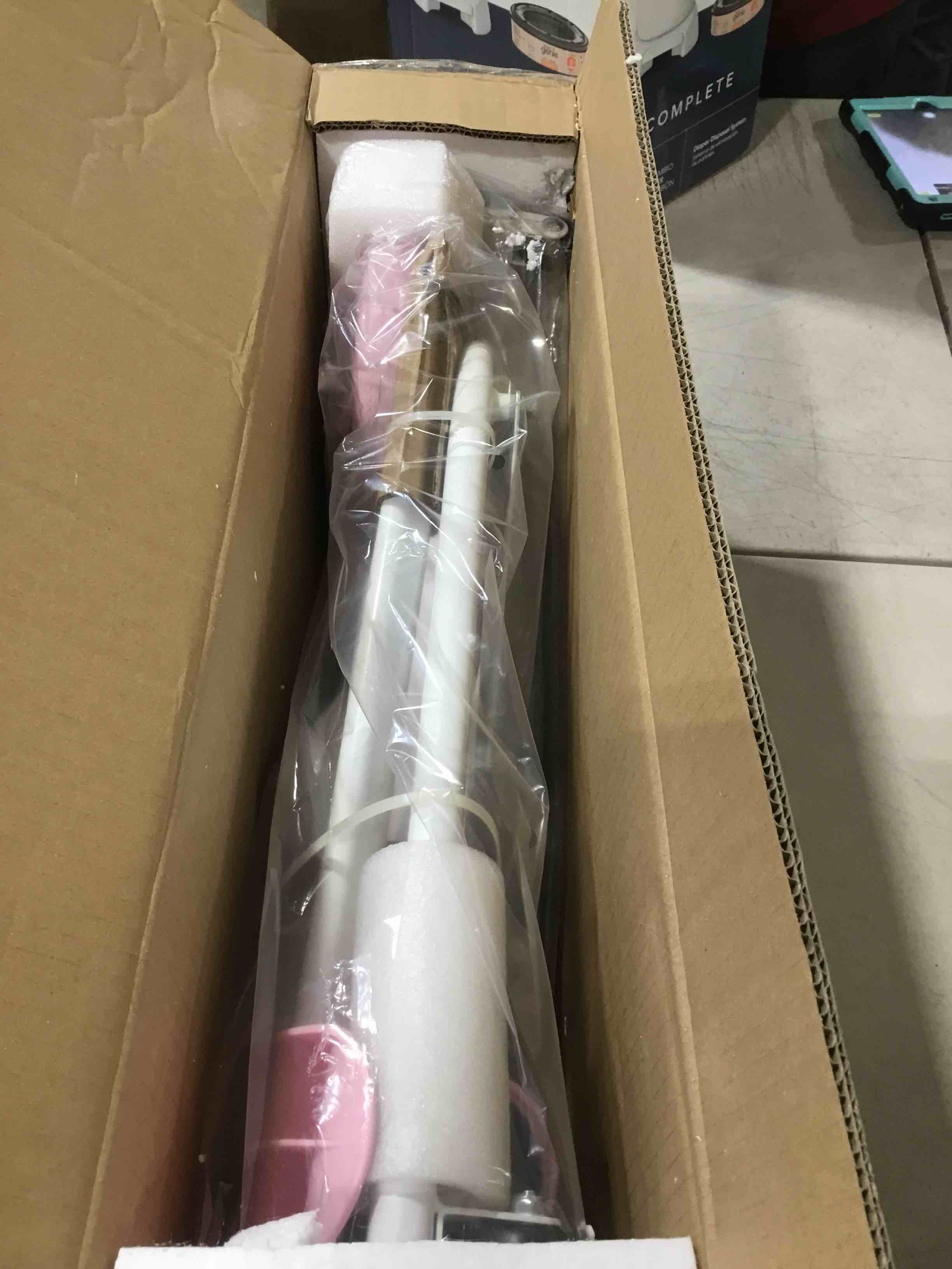 https://s3.amazonaws.com/lotting-images-prod/bidfta/PNK0351505_1730732597098.jpeg