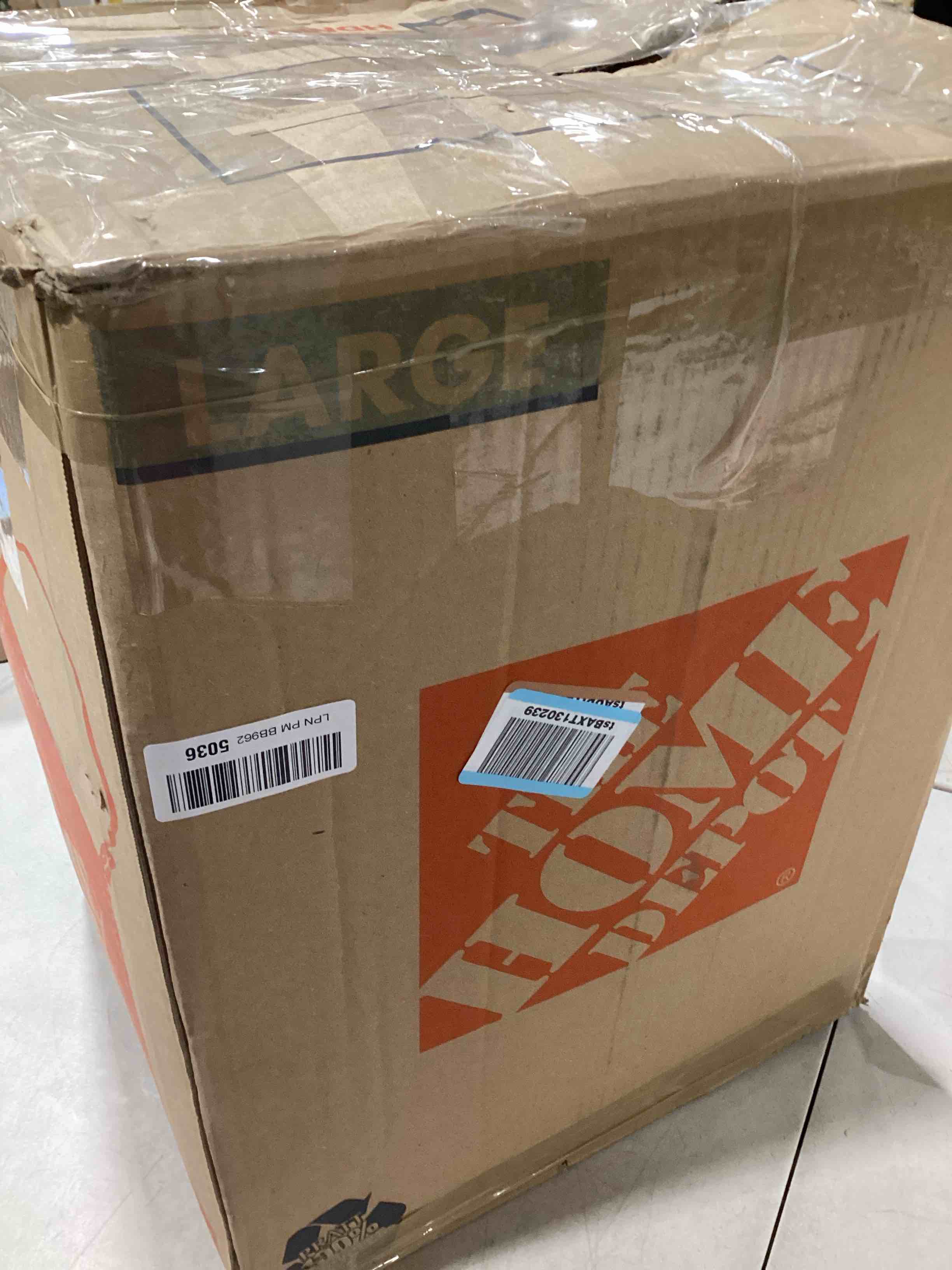 https://s3.amazonaws.com/lotting-images-prod/bidfta/PNK0351638_1730374815545.jpeg