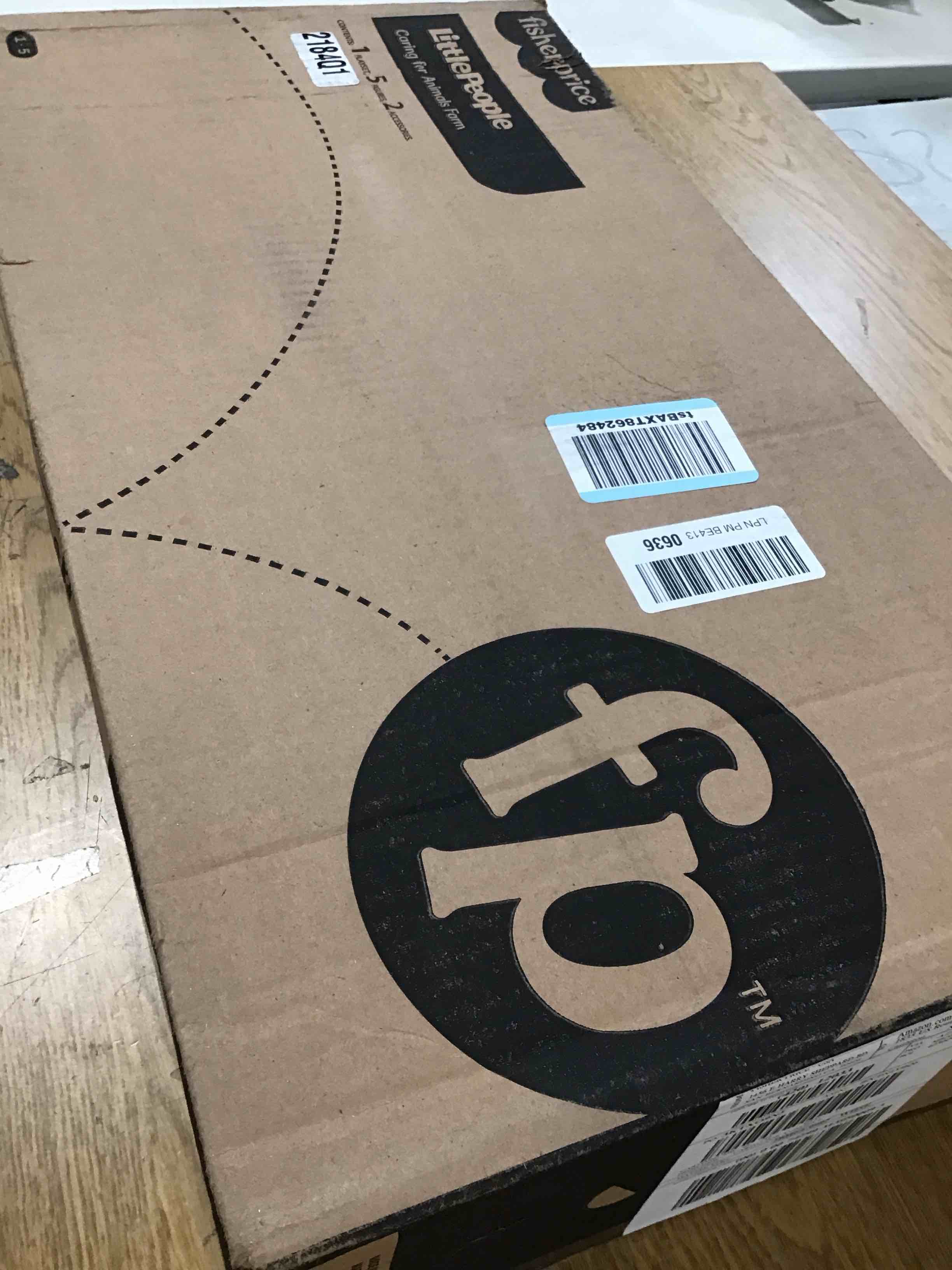 https://s3.amazonaws.com/lotting-images-prod/bidfta/PNK0351659_1730315035640.jpeg