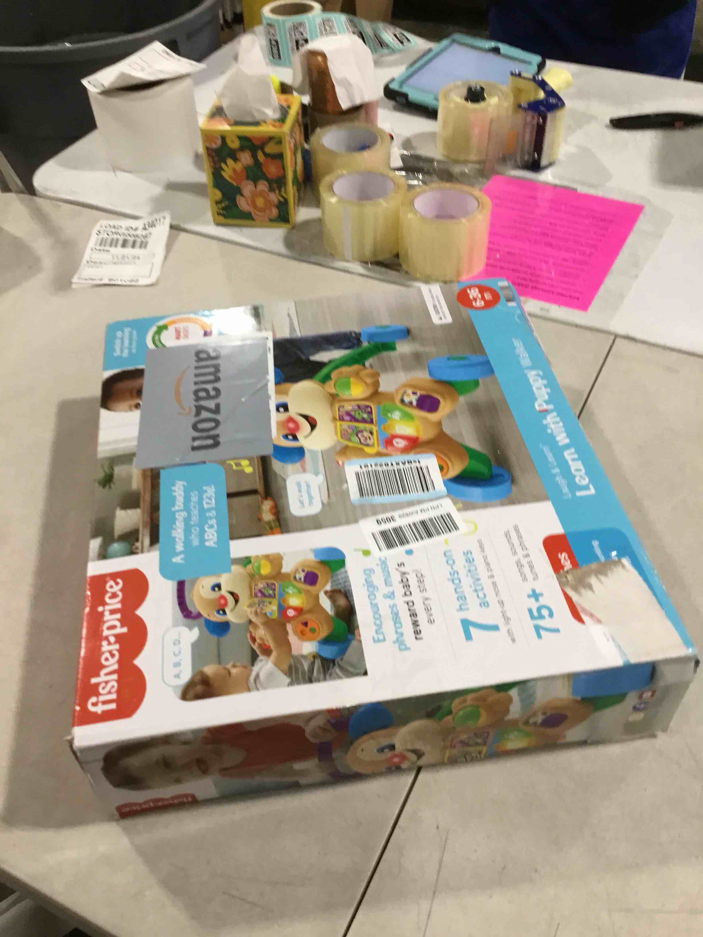 https://s3.amazonaws.com/lotting-images-prod/bidfta/PNK0352042_1732627888504.jpeg