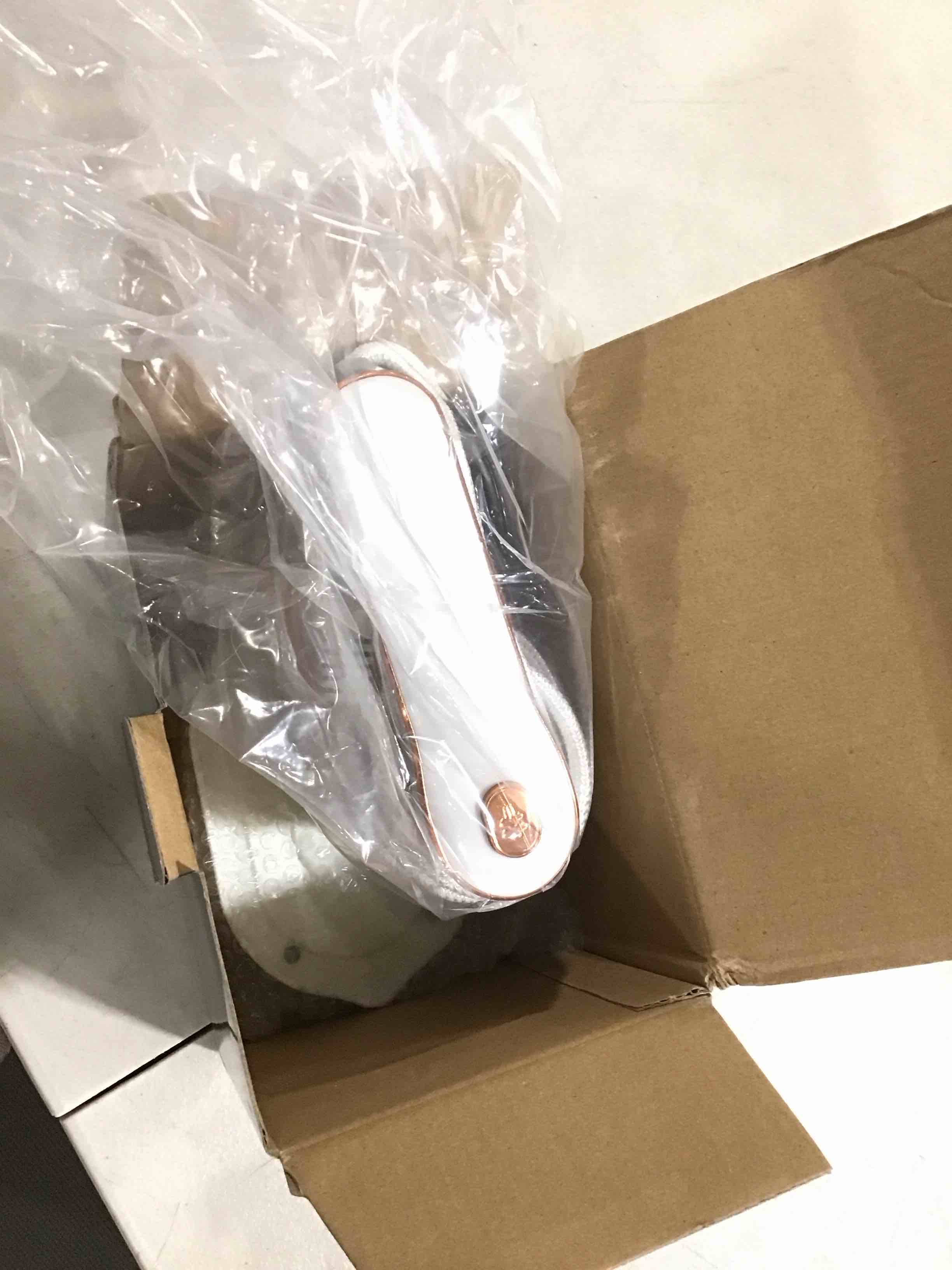 https://s3.amazonaws.com/lotting-images-prod/bidfta/PNK0352599_1731616825883.jpeg