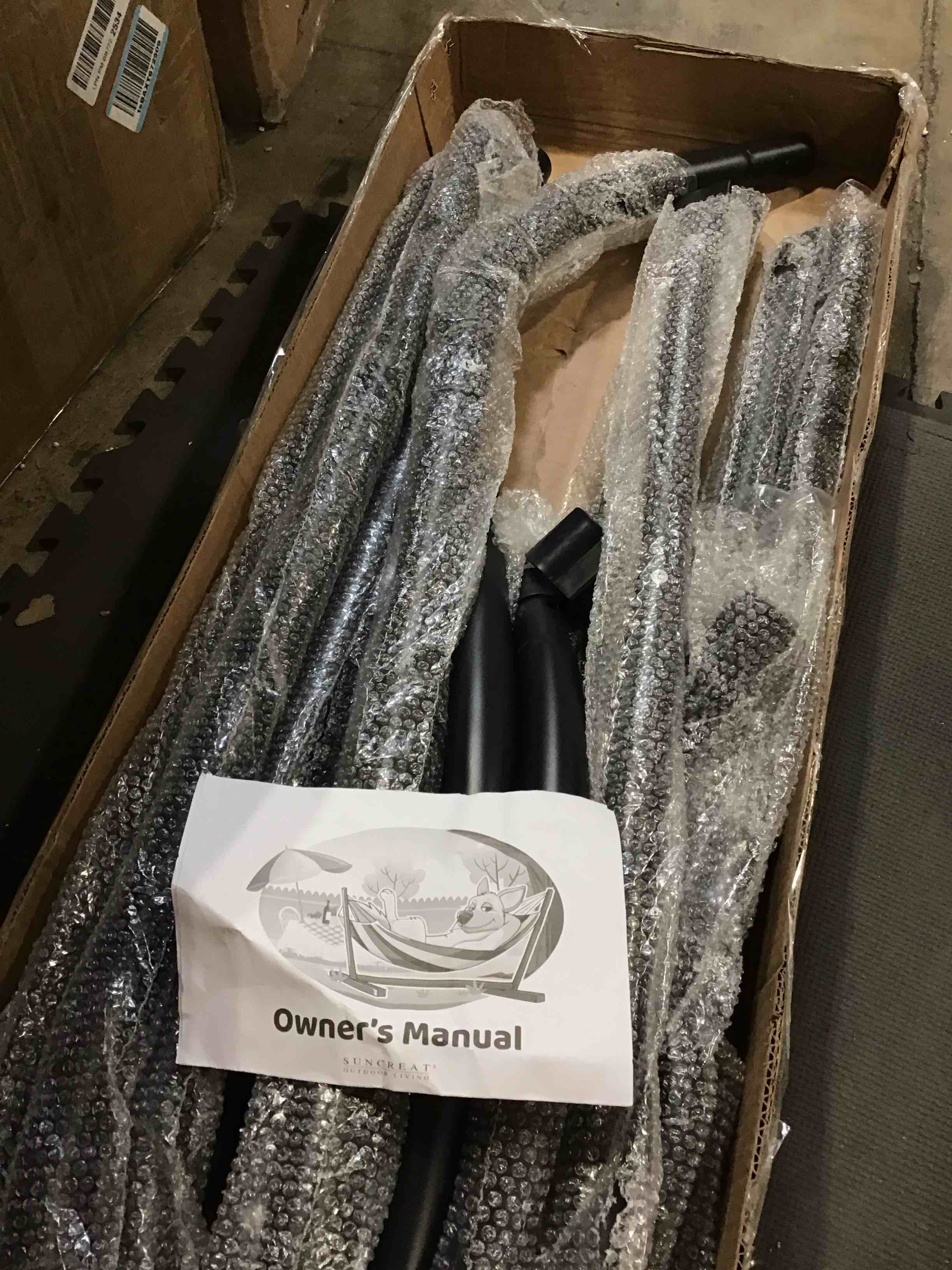 https://s3.amazonaws.com/lotting-images-prod/bidfta/PNK0352809_1731438151211.jpeg