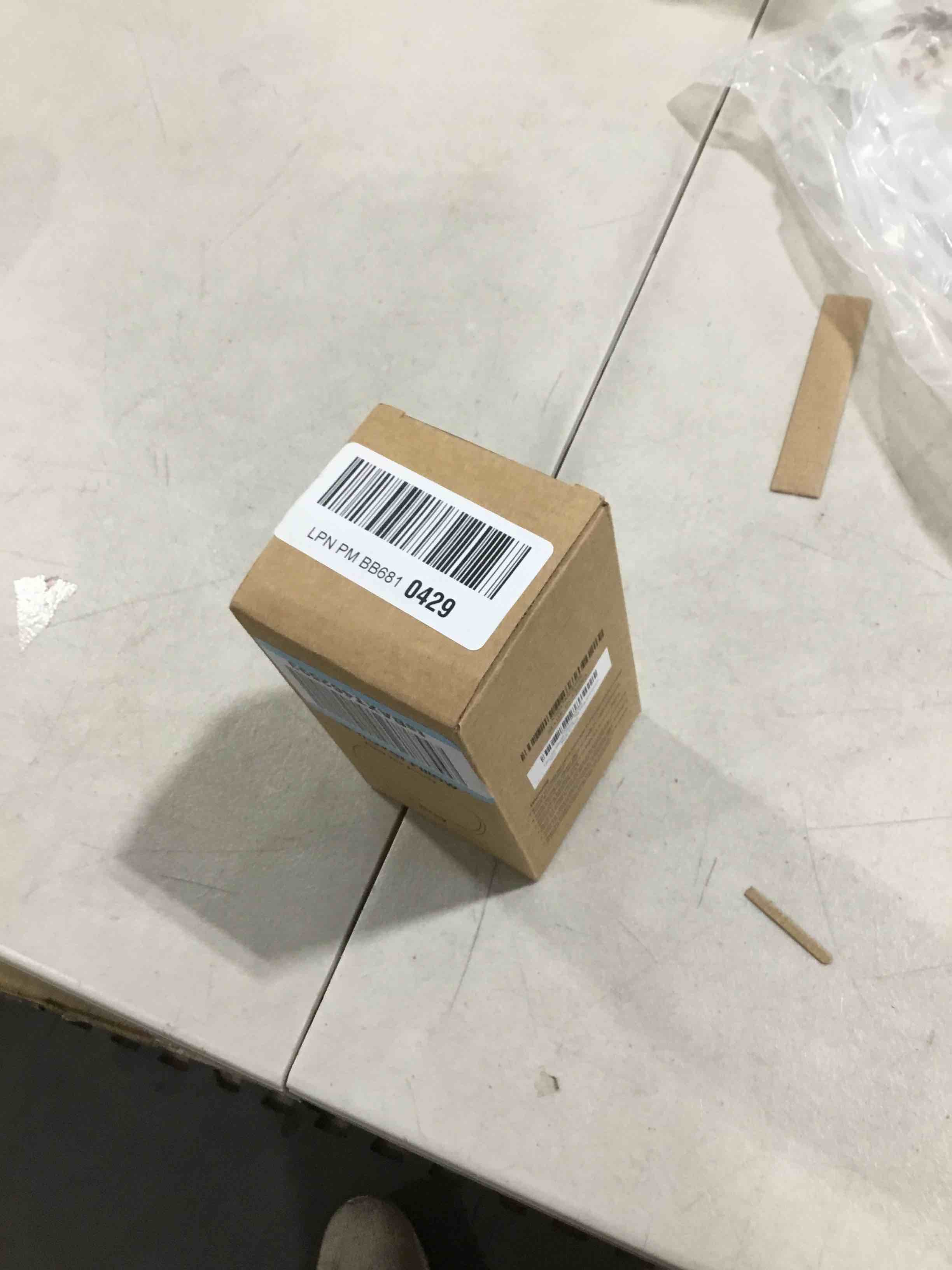 https://s3.amazonaws.com/lotting-images-prod/bidfta/PNK0353162_1730905979404.jpeg