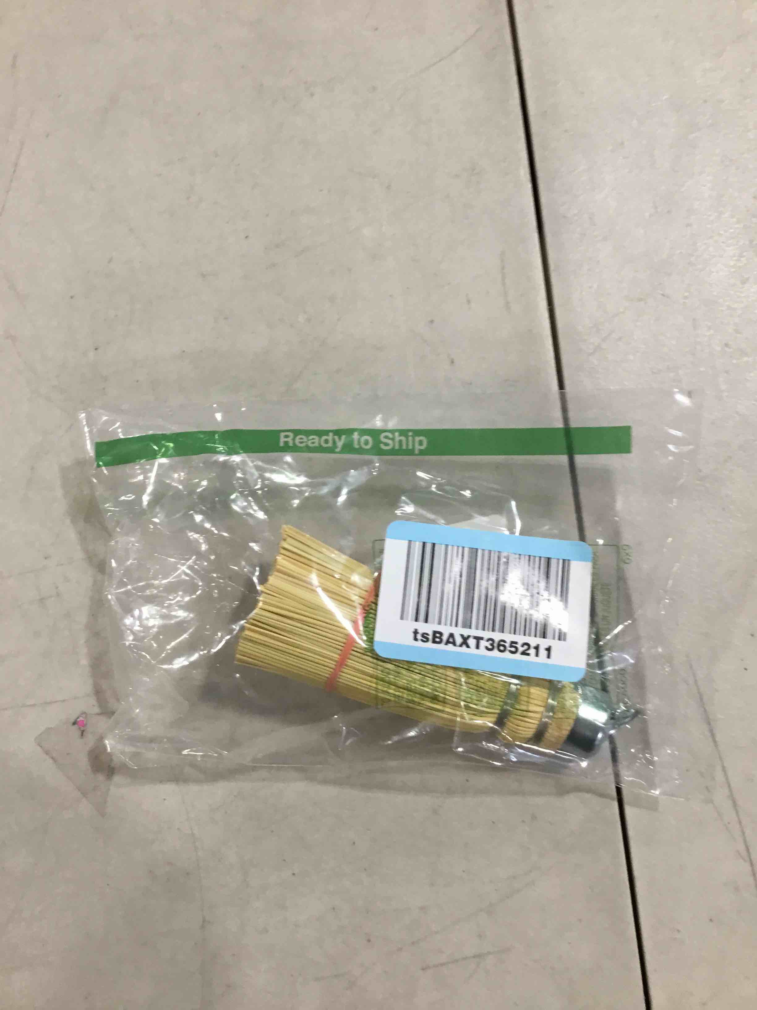 https://s3.amazonaws.com/lotting-images-prod/bidfta/PNK0353169_1730904910527.jpeg