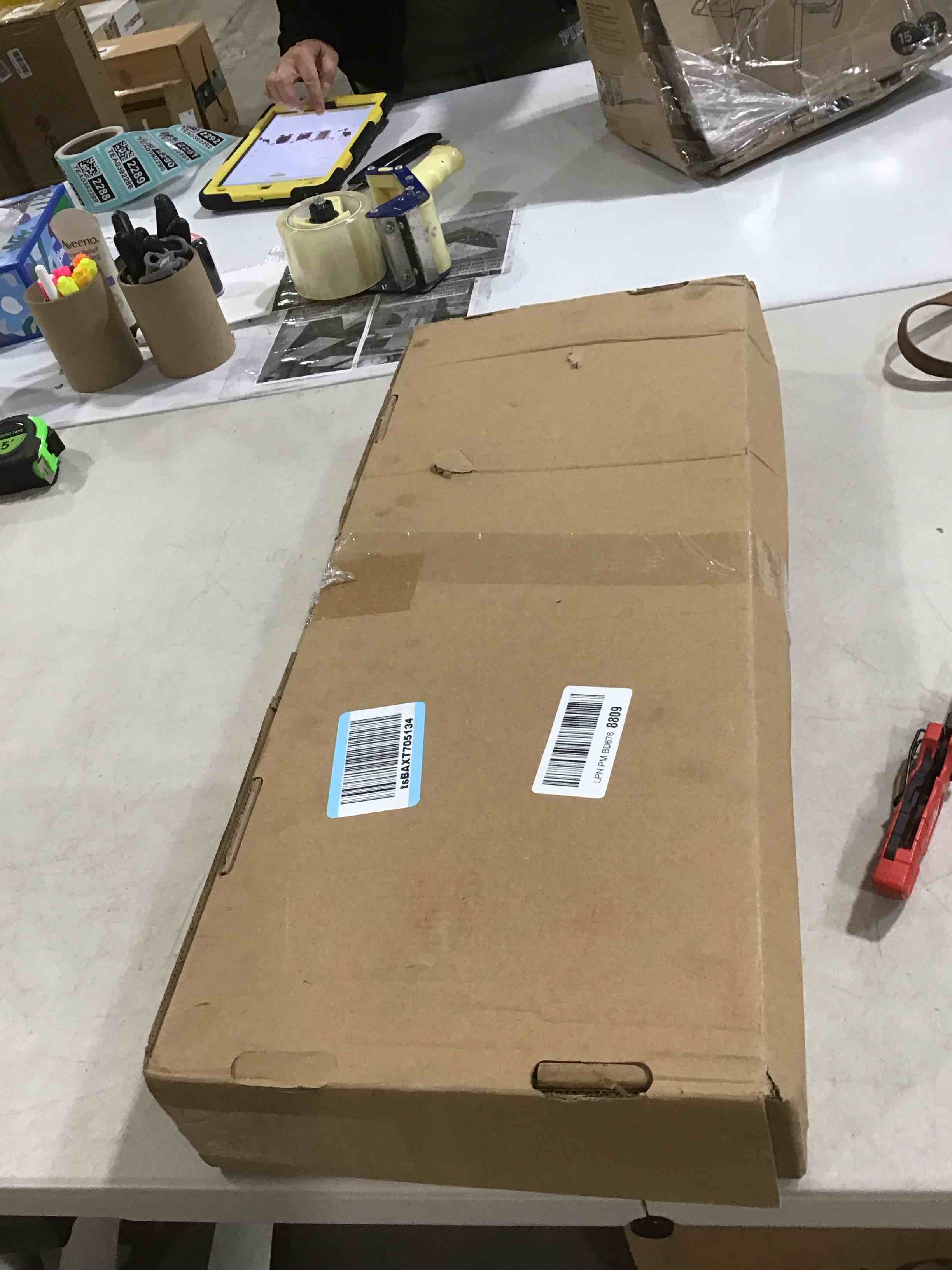 https://s3.amazonaws.com/lotting-images-prod/bidfta/PNK0353908_1730295709078.jpeg