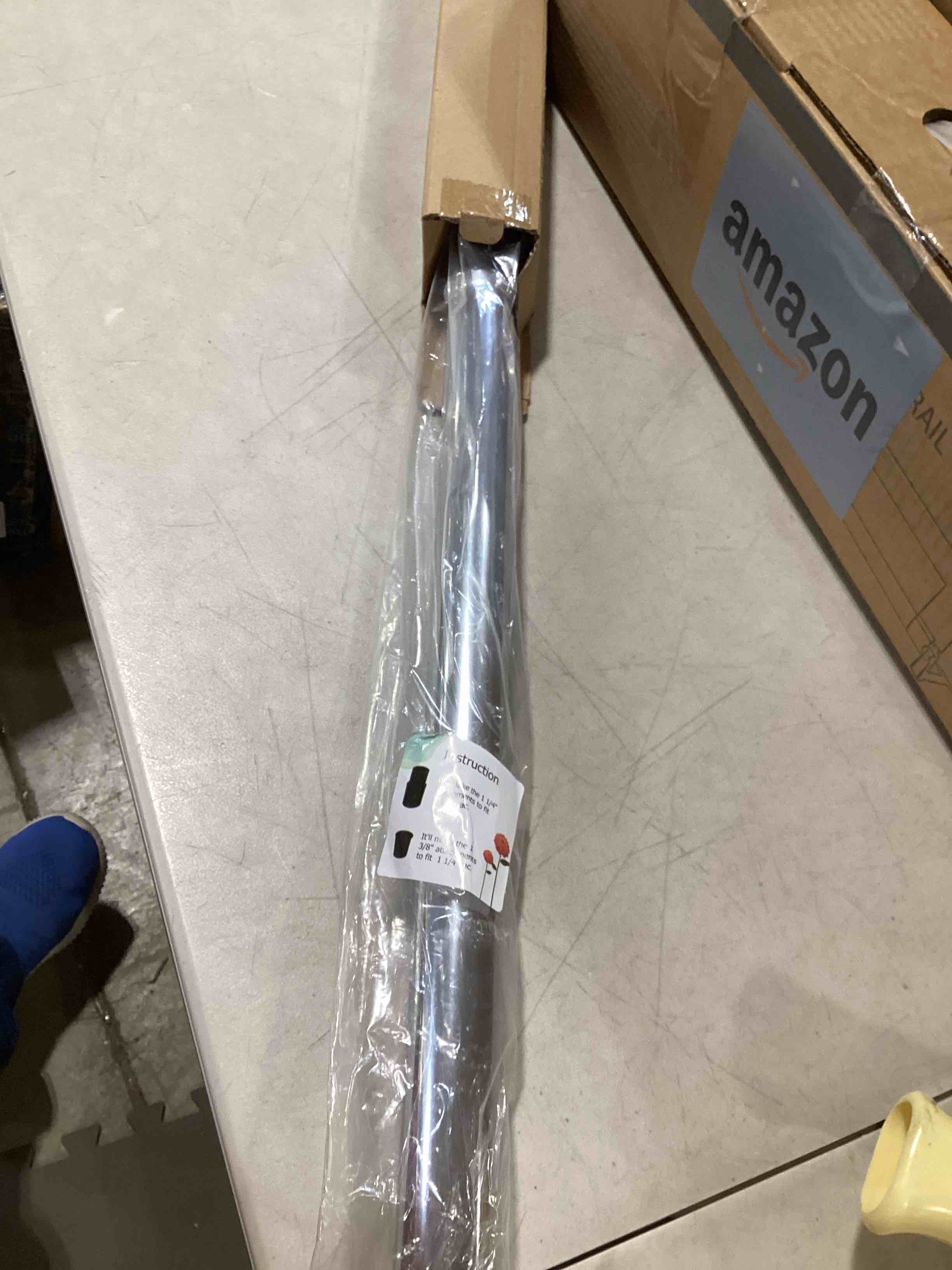 https://s3.amazonaws.com/lotting-images-prod/bidfta/PNK0354403_1730821752785.jpeg