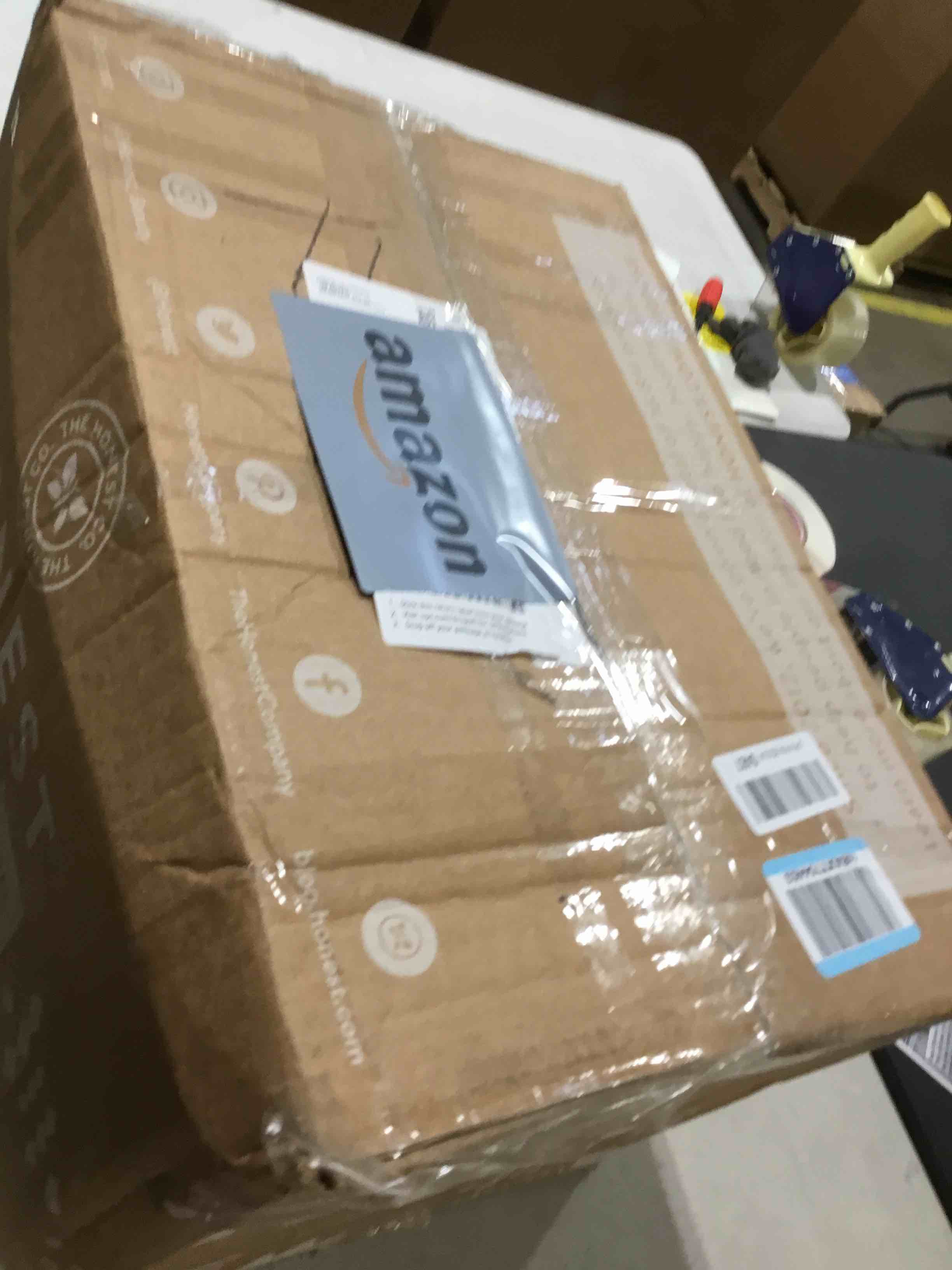 https://s3.amazonaws.com/lotting-images-prod/bidfta/PNK0354792_1730400227245.jpeg