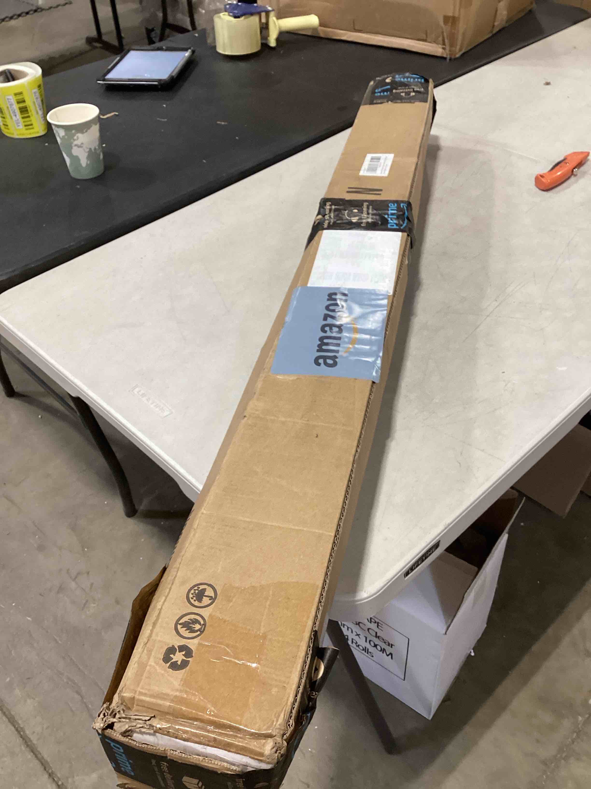 https://s3.amazonaws.com/lotting-images-prod/bidfta/PNK0355825_1729528719271.jpeg