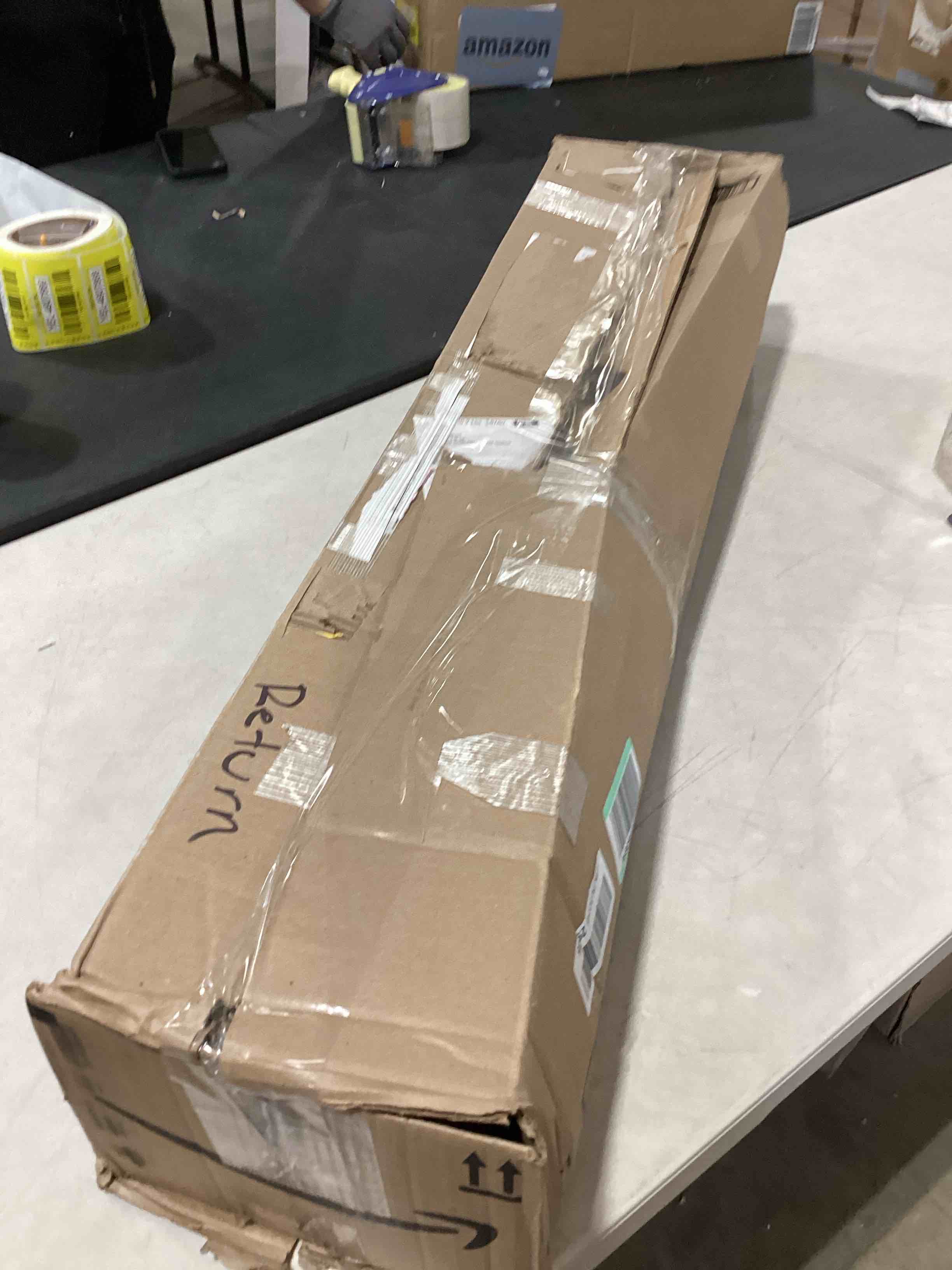 https://s3.amazonaws.com/lotting-images-prod/bidfta/PNK0355836_1729524490104.jpeg