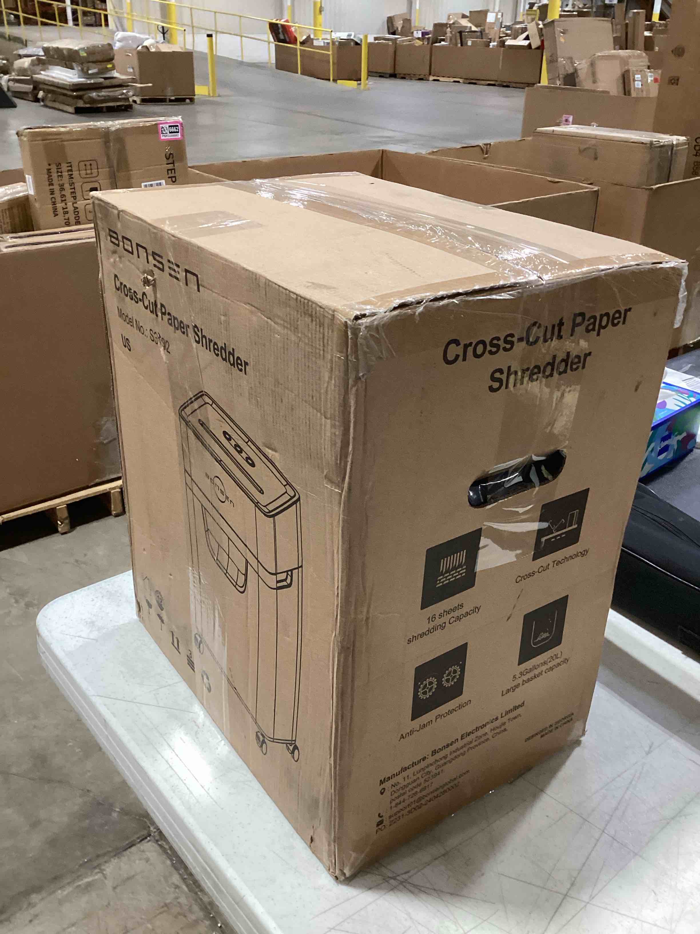 https://s3.amazonaws.com/lotting-images-prod/bidfta/PNK0356665_1732110952604.jpeg